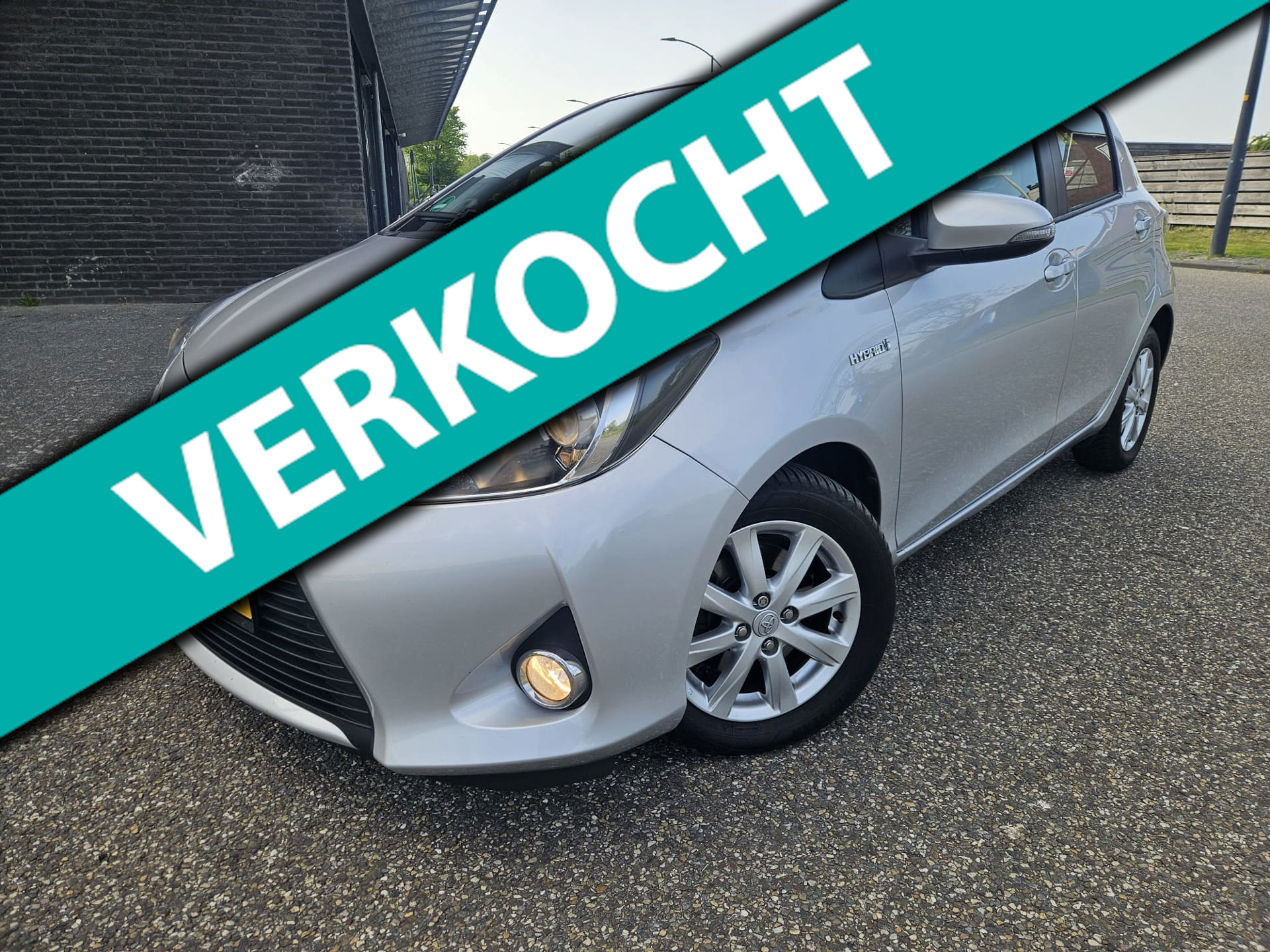 Foto van TOYOTA TOYOTA YARIS HYBRID