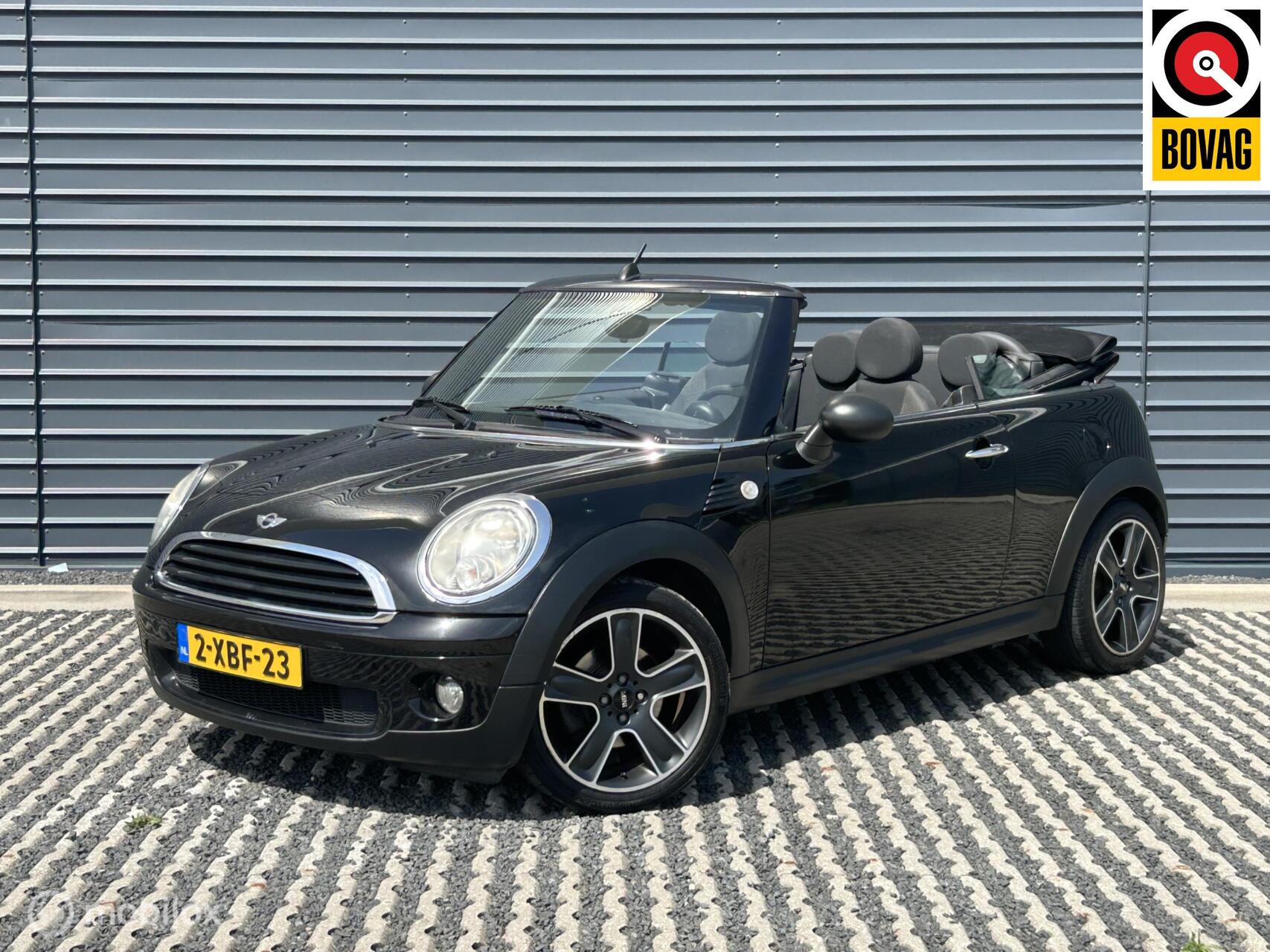 Foto van MINI ONE CABRIO
