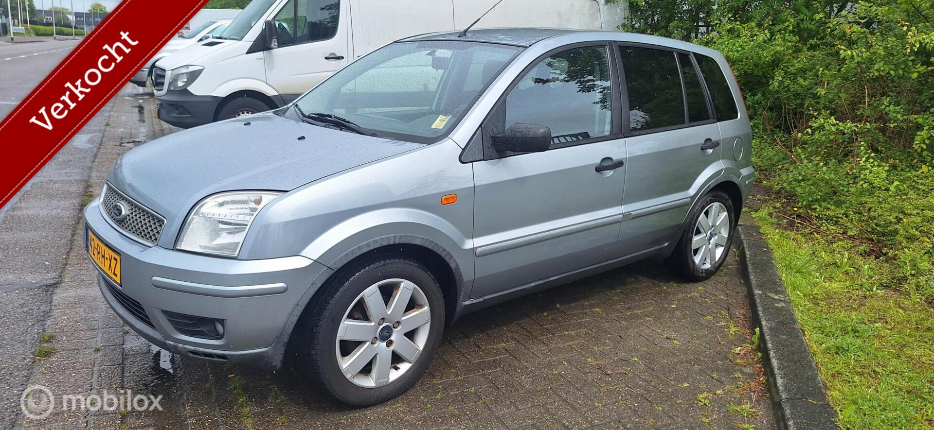 Ford Fusion 1.6-16V Ghia 2005 - voorkant