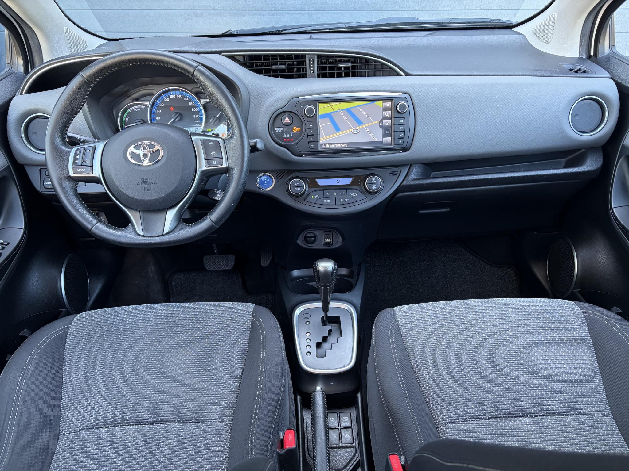 Foto van Toyota Toyota Yaris Hybrid