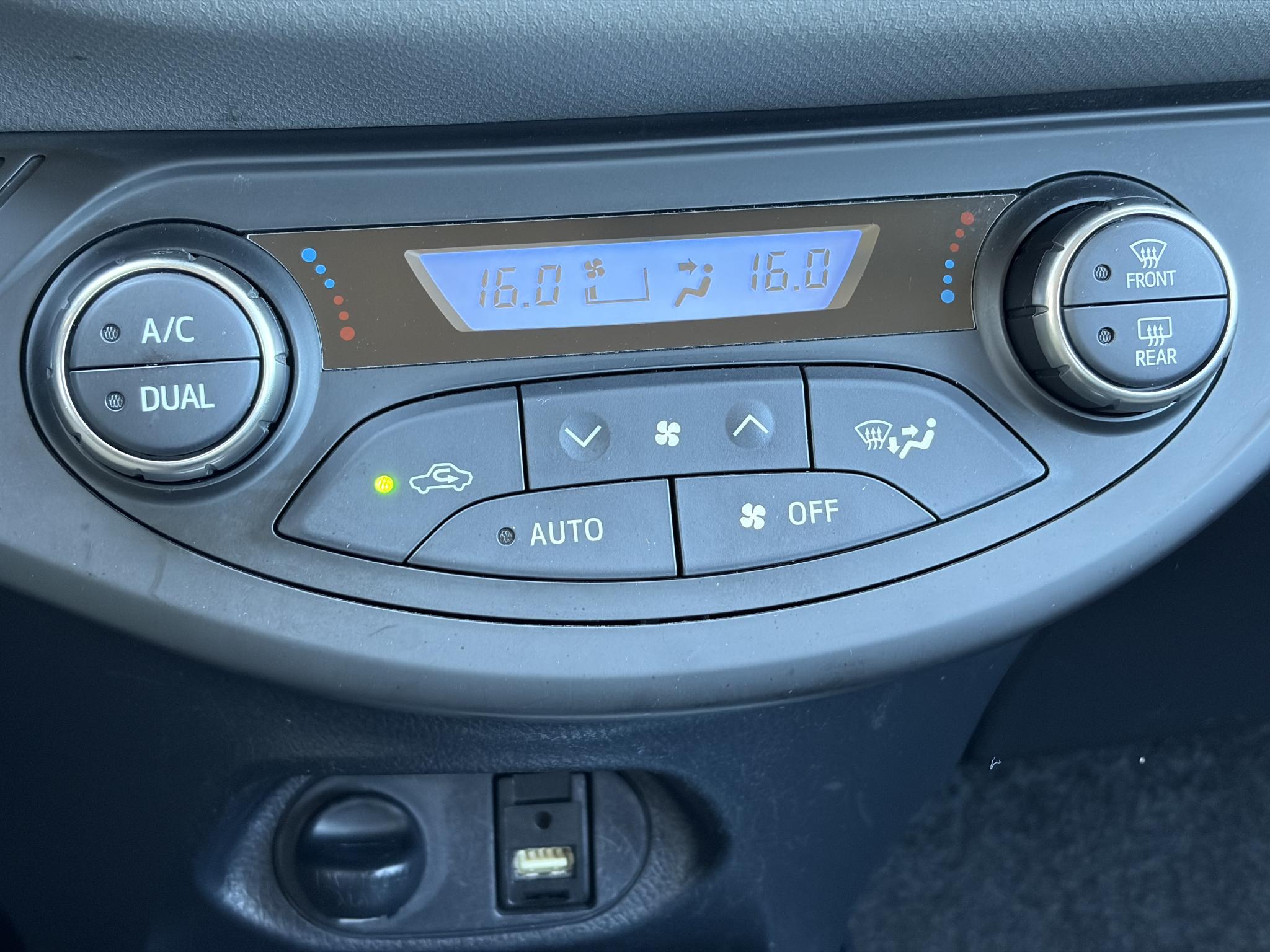 Foto van Toyota Toyota Yaris Hybrid