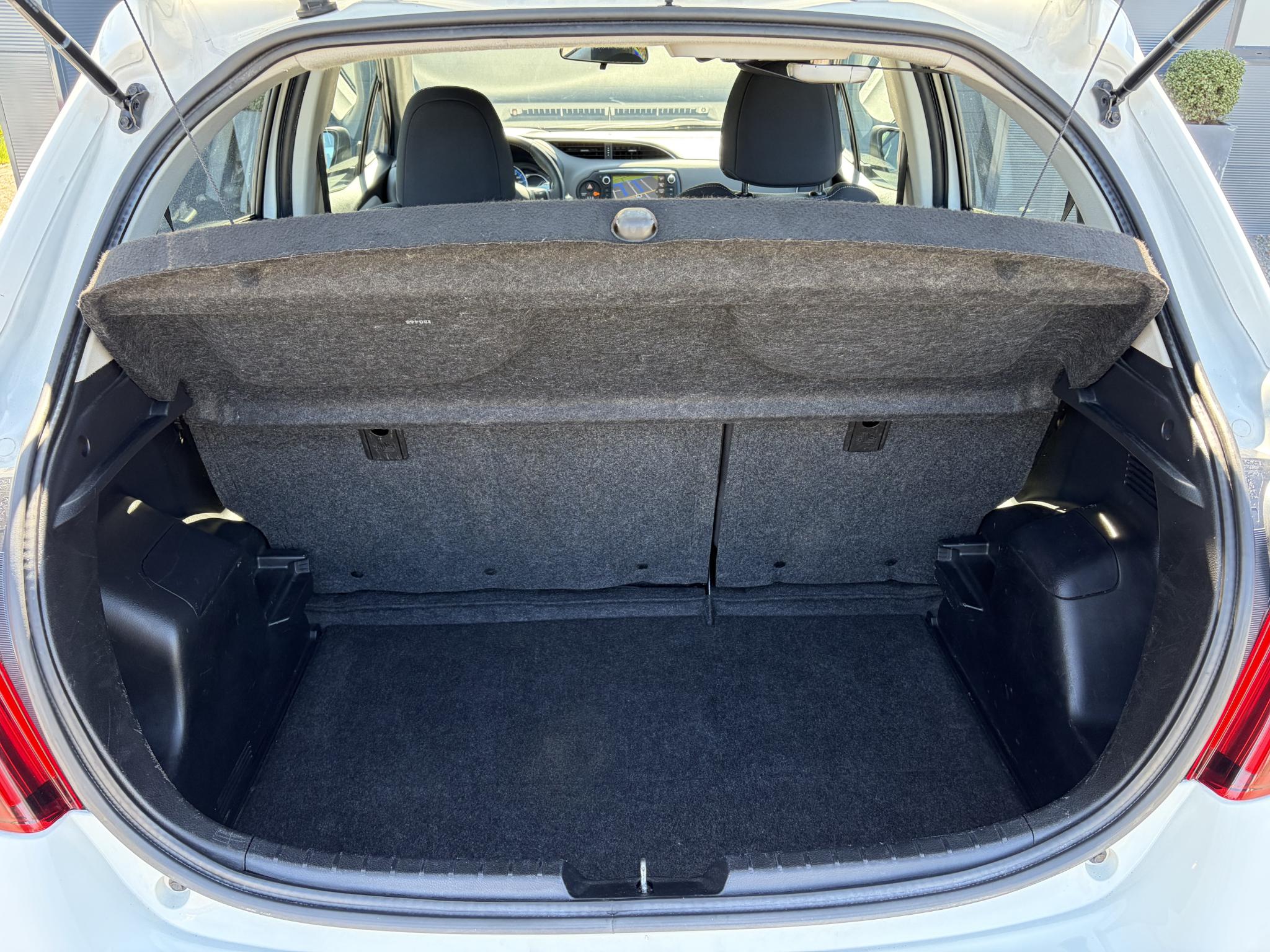 Foto van Toyota Toyota Yaris Hybrid
