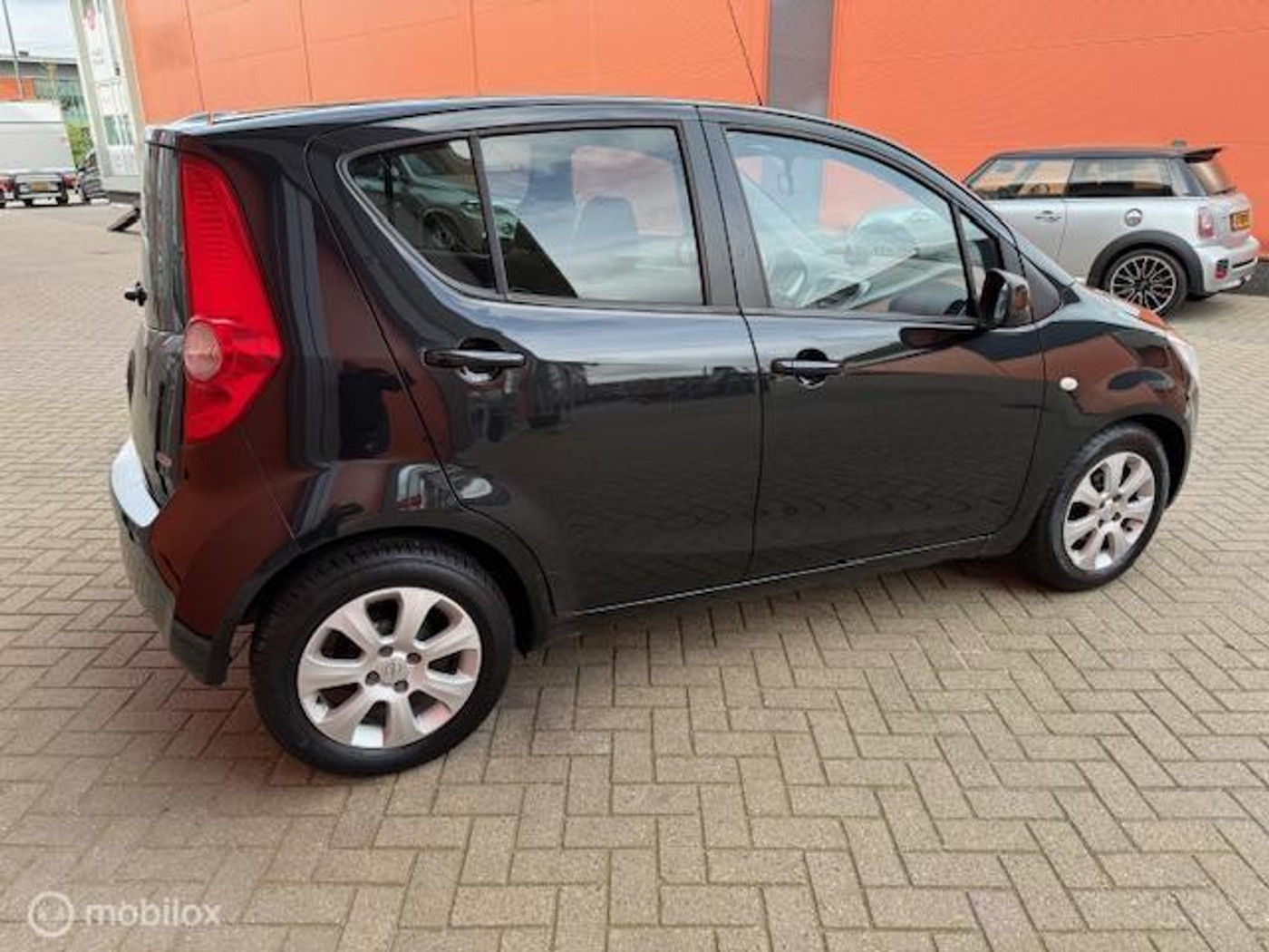 Foto van Opel Agila