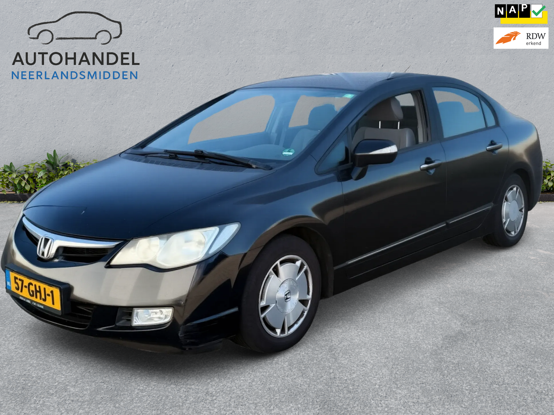 Foto van HONDA CIVIC 4DR HYBRID