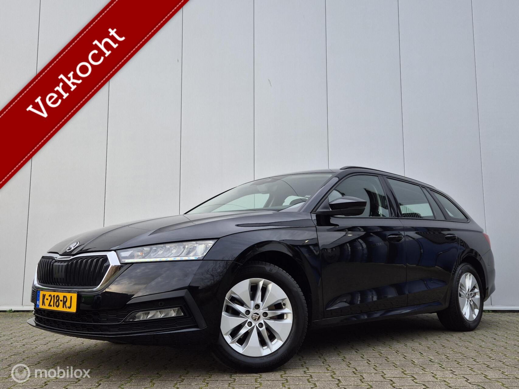 Skoda Octavia 1.0 E-TSI/FULL LED/TREKHAAK/ELEK-KOFFER/FULL LED/VIRTUAL COCKPIT 2021 - voorkant