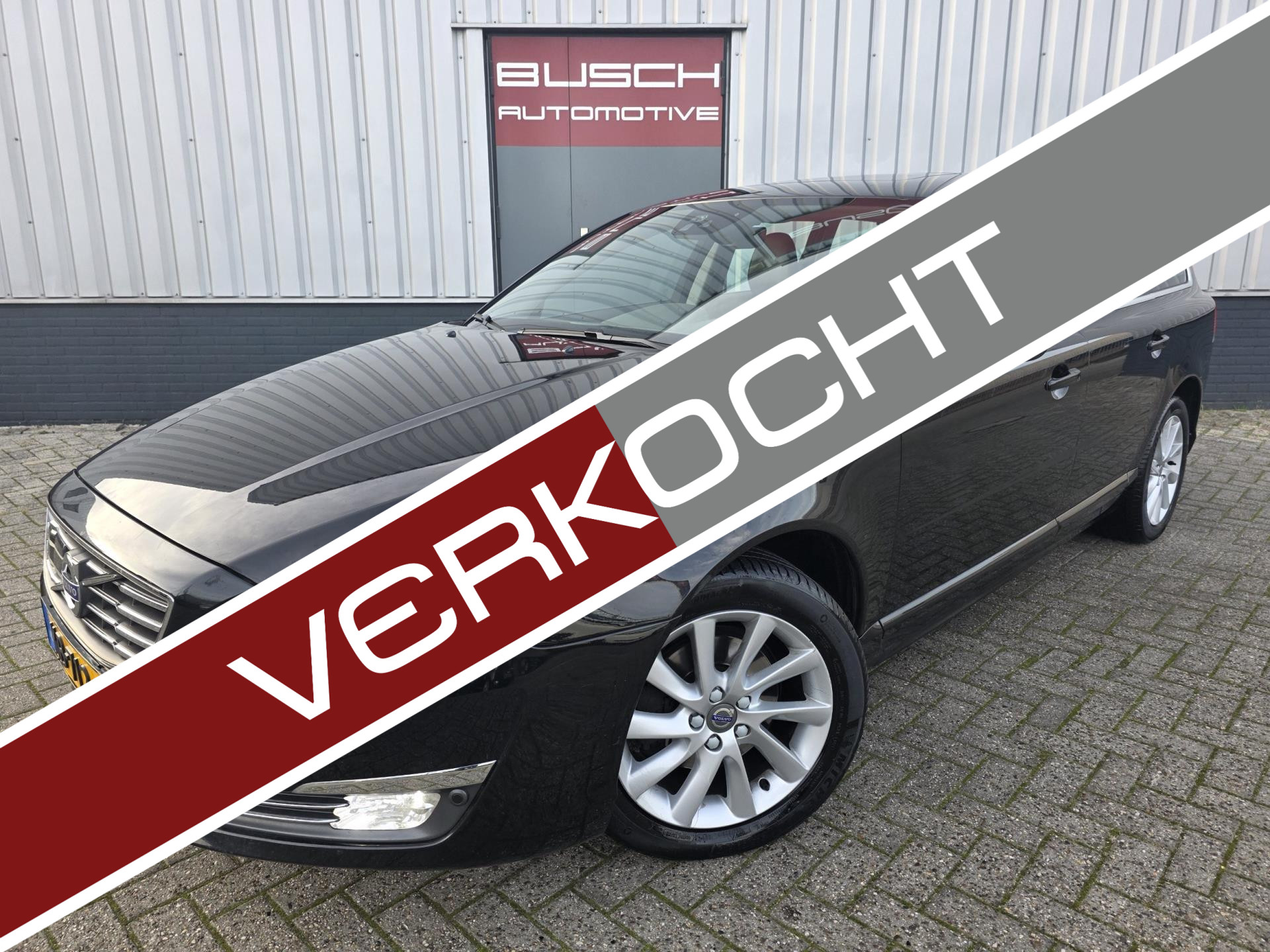 Volvo V70 2.0 T4 PANORAMADAK | STOEL VERWARMD| LEDER | NAVI 2016 - voorkant