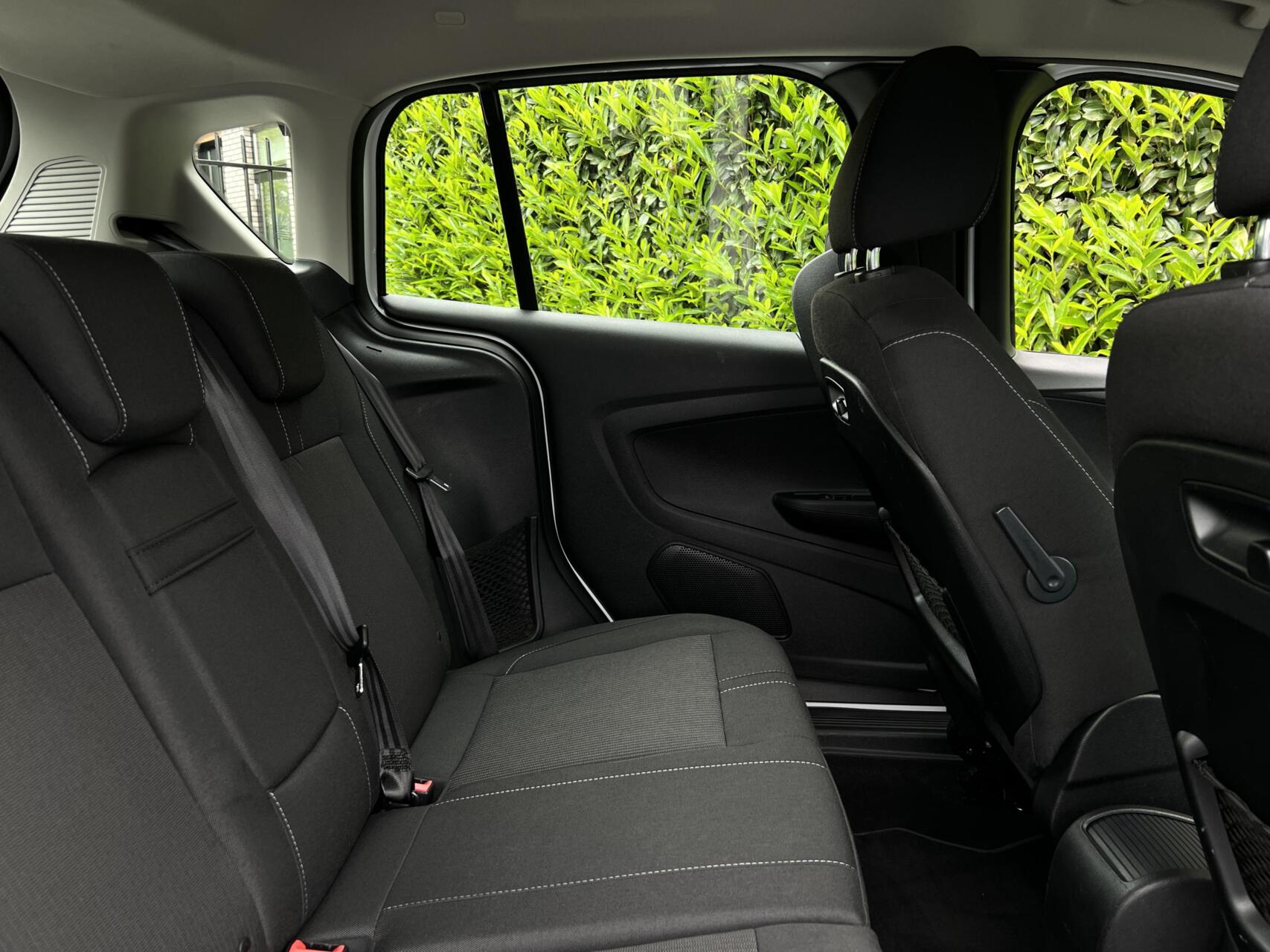 Foto van Ford B-max