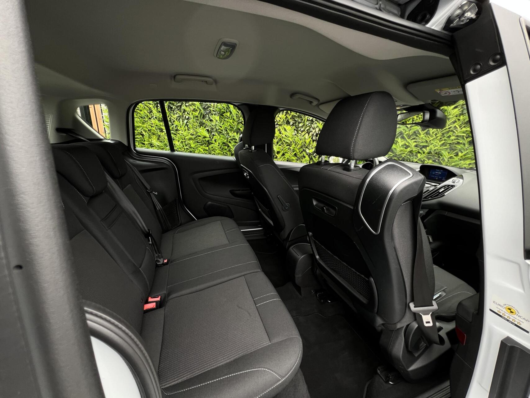 Foto van Ford B-max