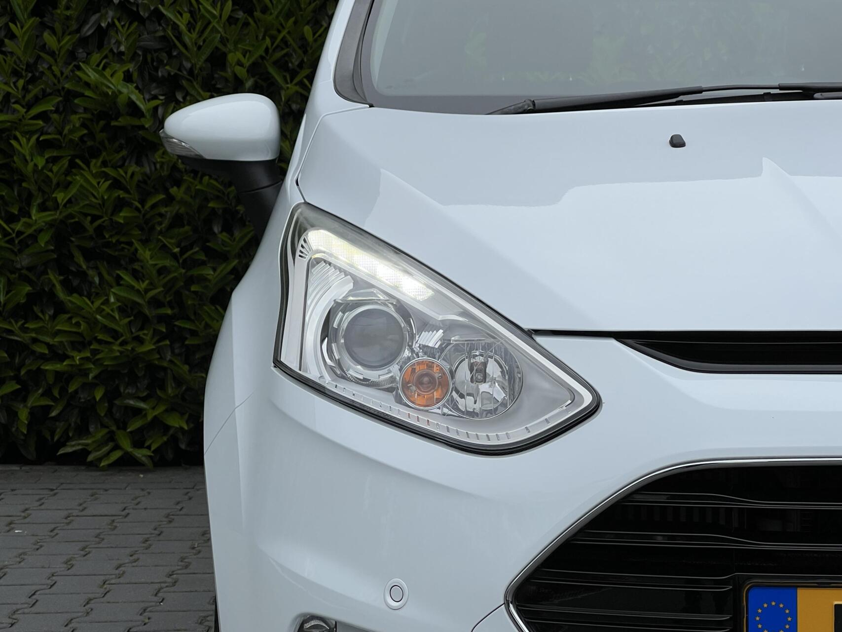 Foto van Ford B-max