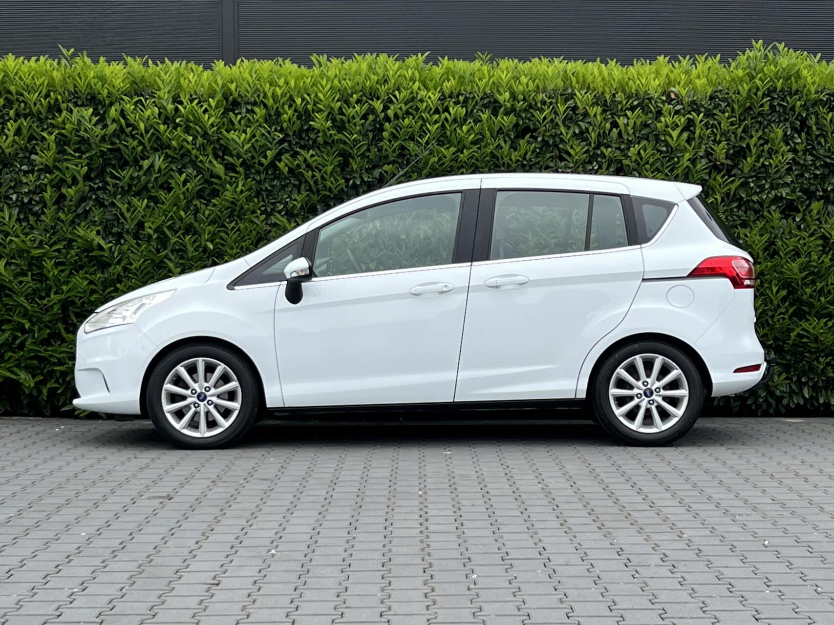 Foto van Ford B-max