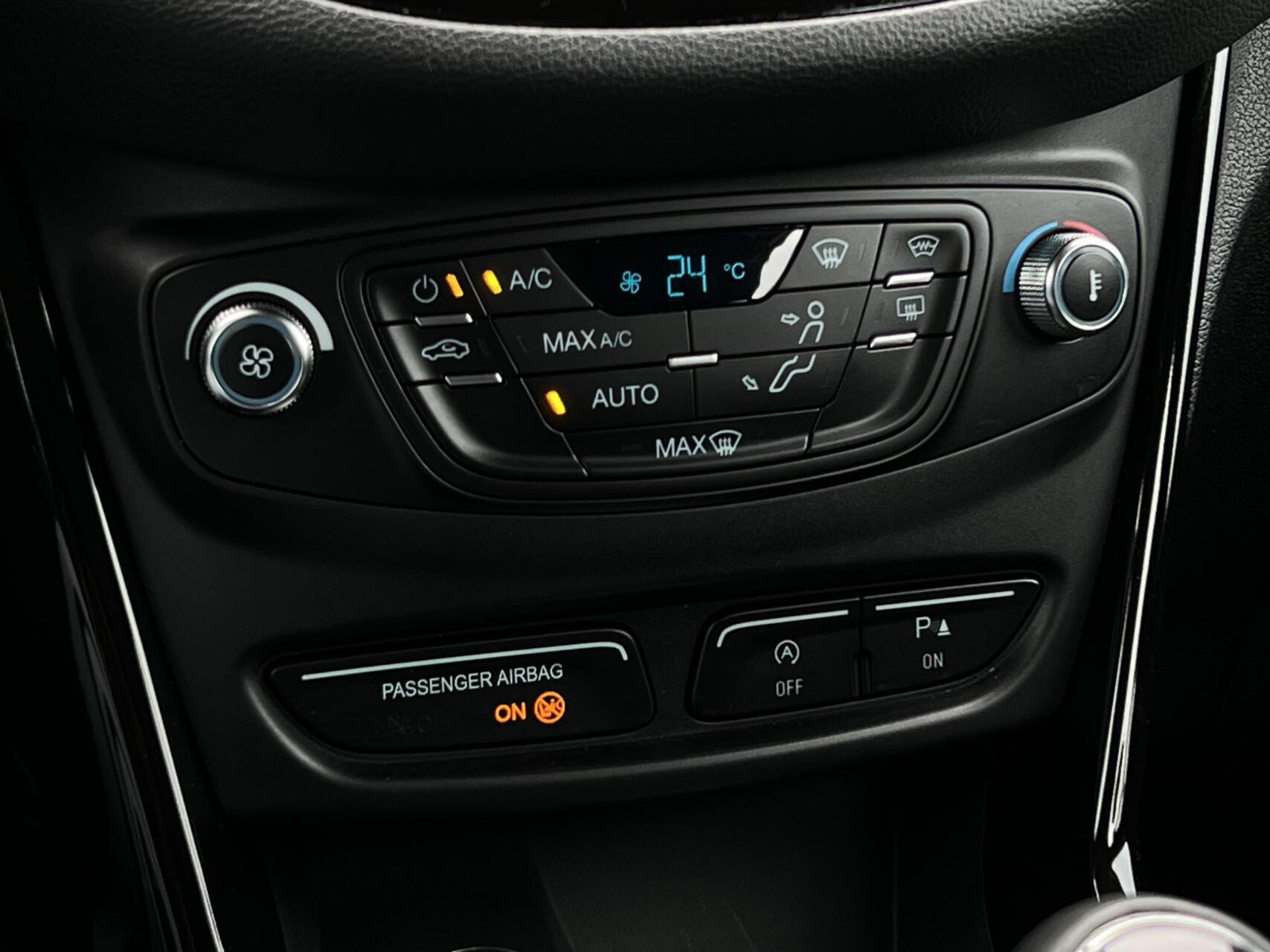 Foto van Ford B-max