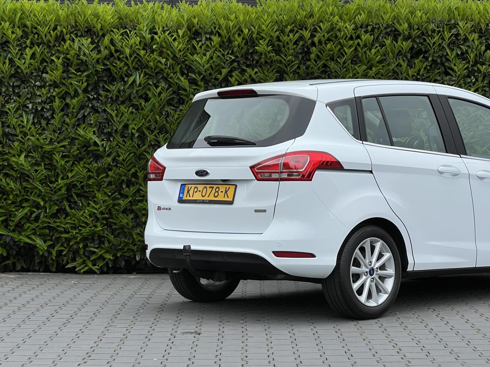 Foto van Ford B-max