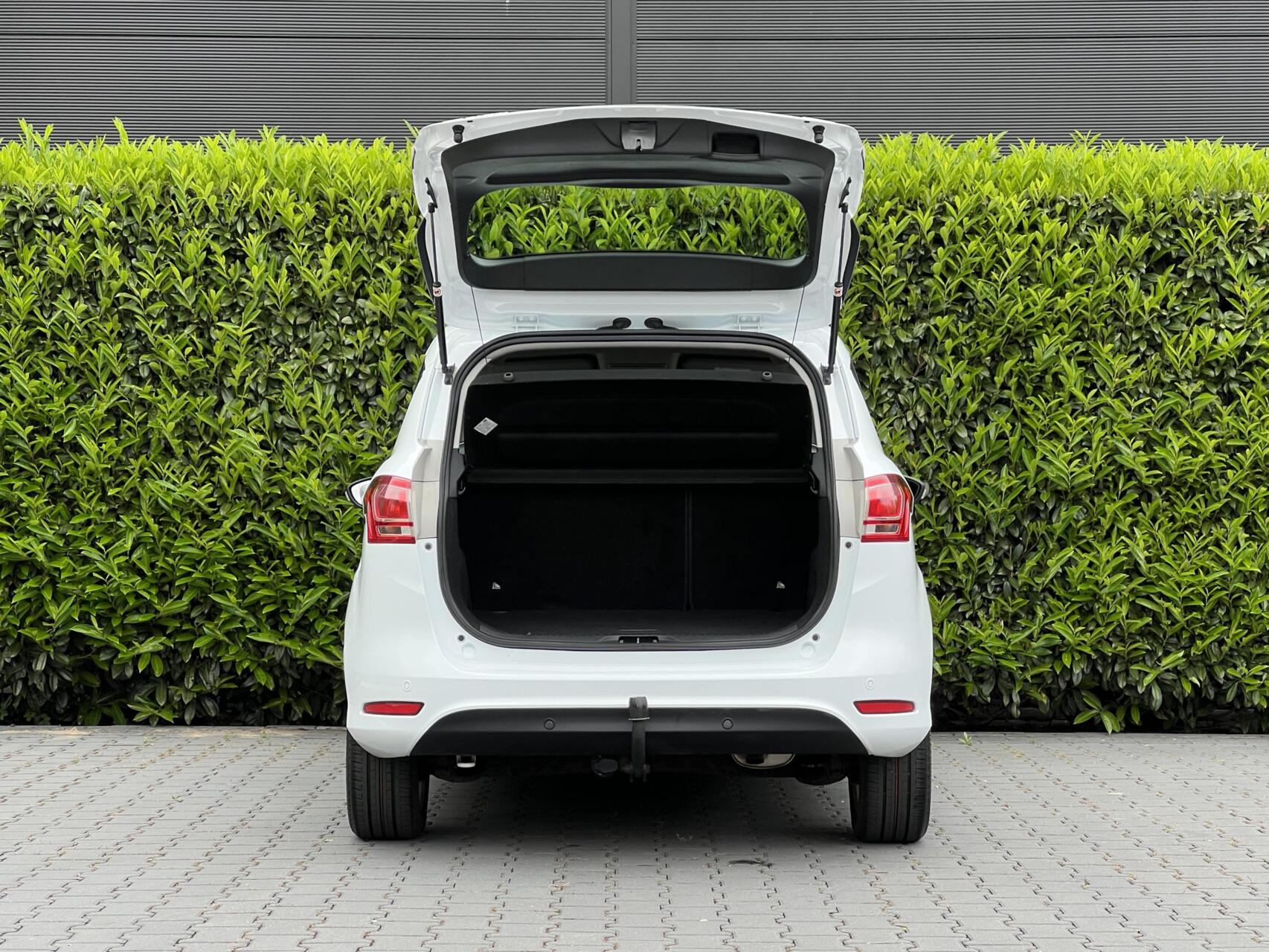 Foto van Ford B-max