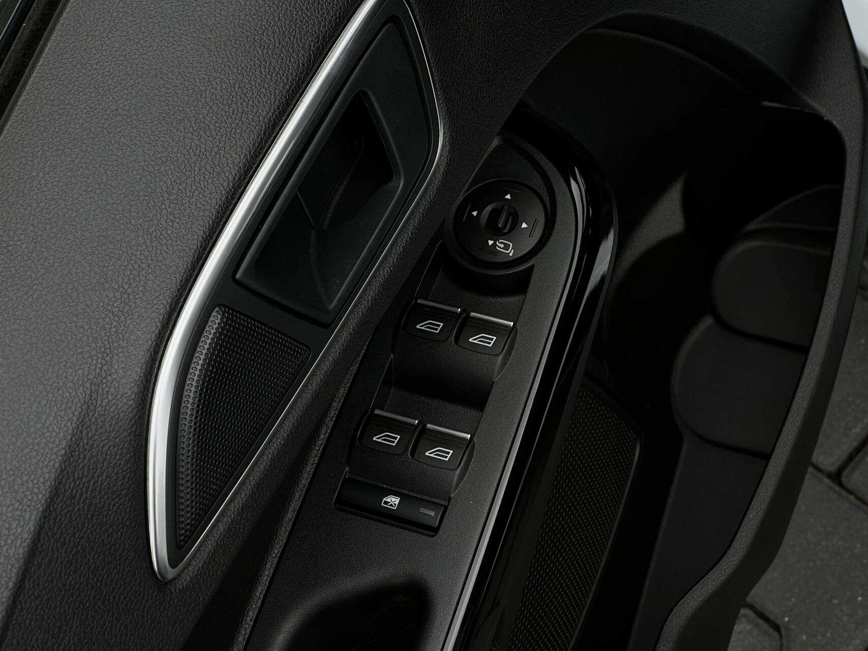 Foto van Ford B-max