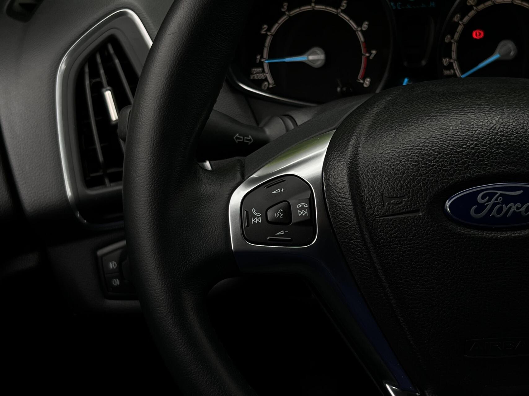 Foto van Ford B-max