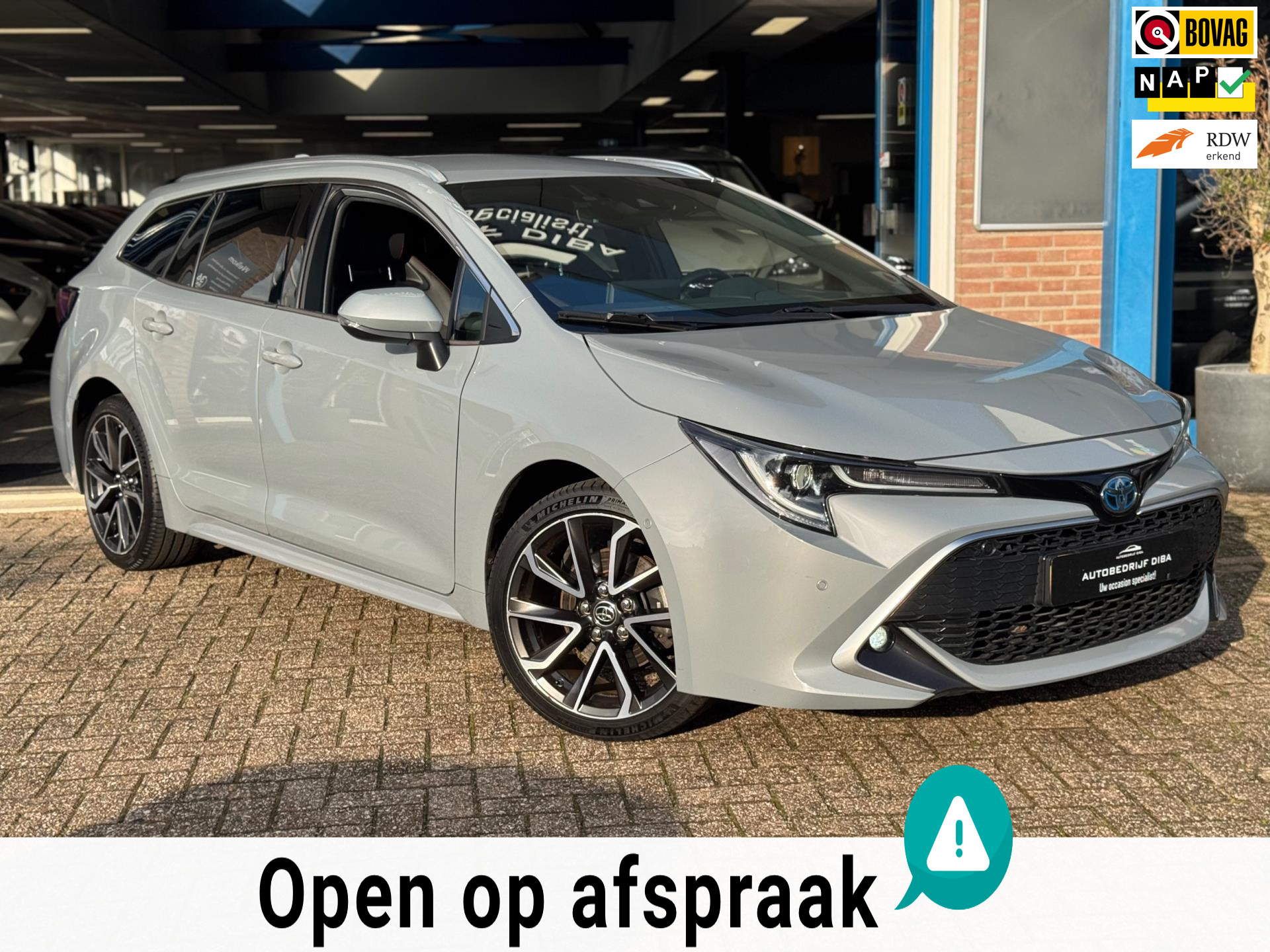 Toyota Toyota Corolla 2.0 Hybrid Executive AUT NAP! 2021 - voorkant