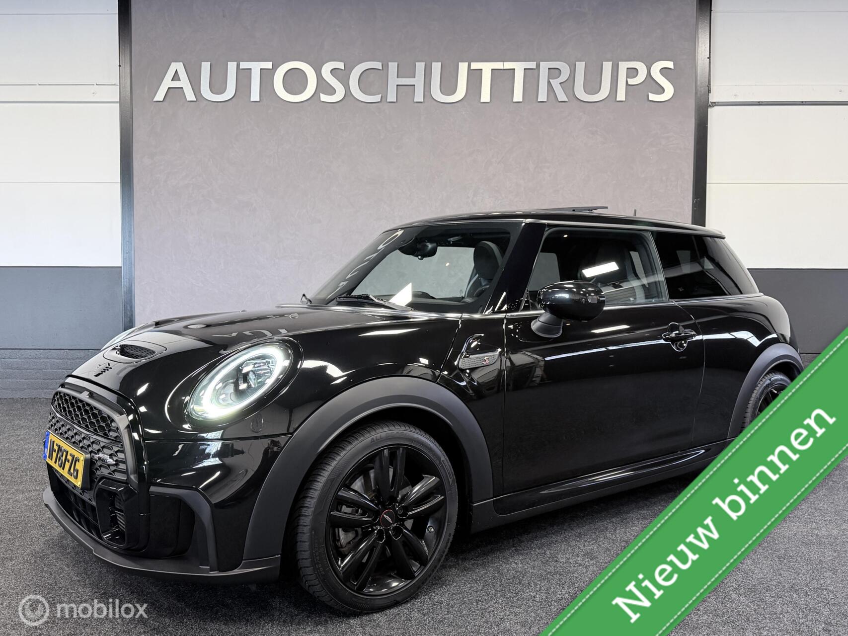 Foto van MINI COOPER S