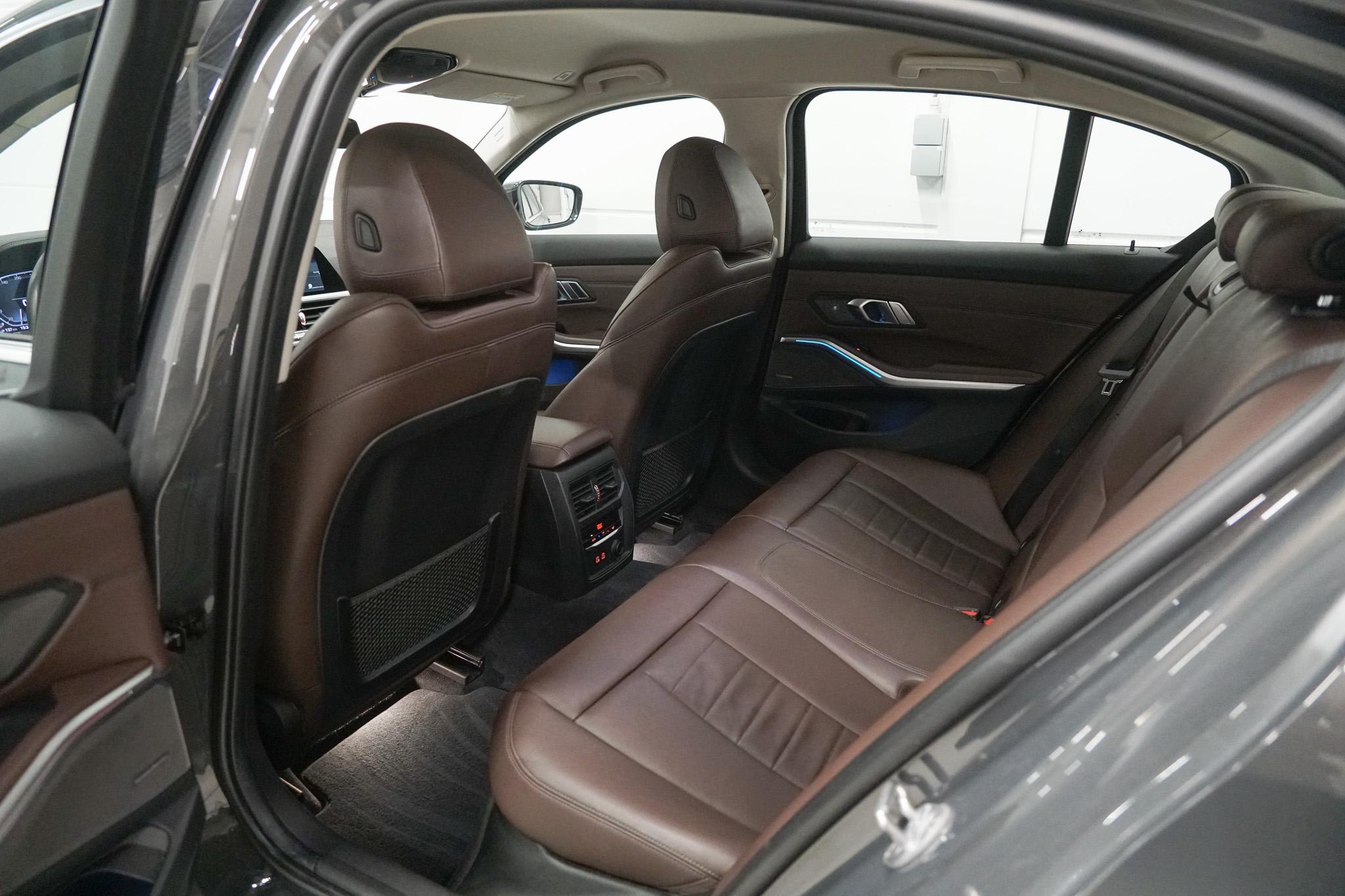 Foto van BMW 330e