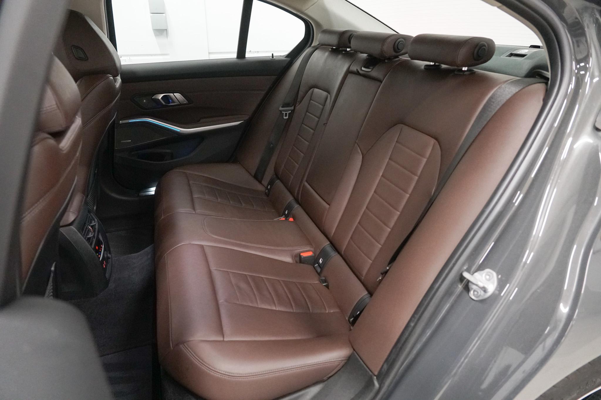 Foto van BMW 330e