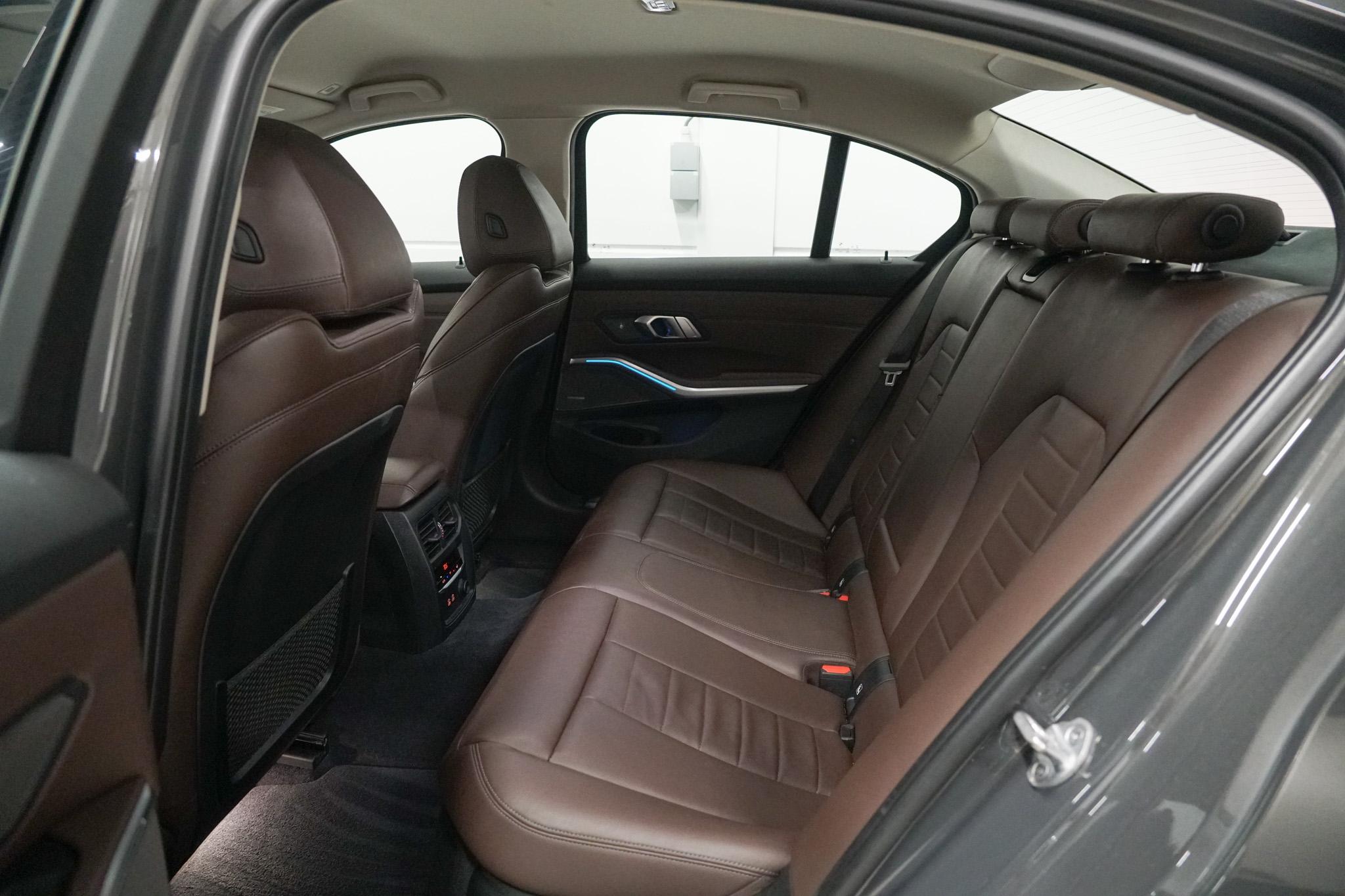 Foto van BMW 330e