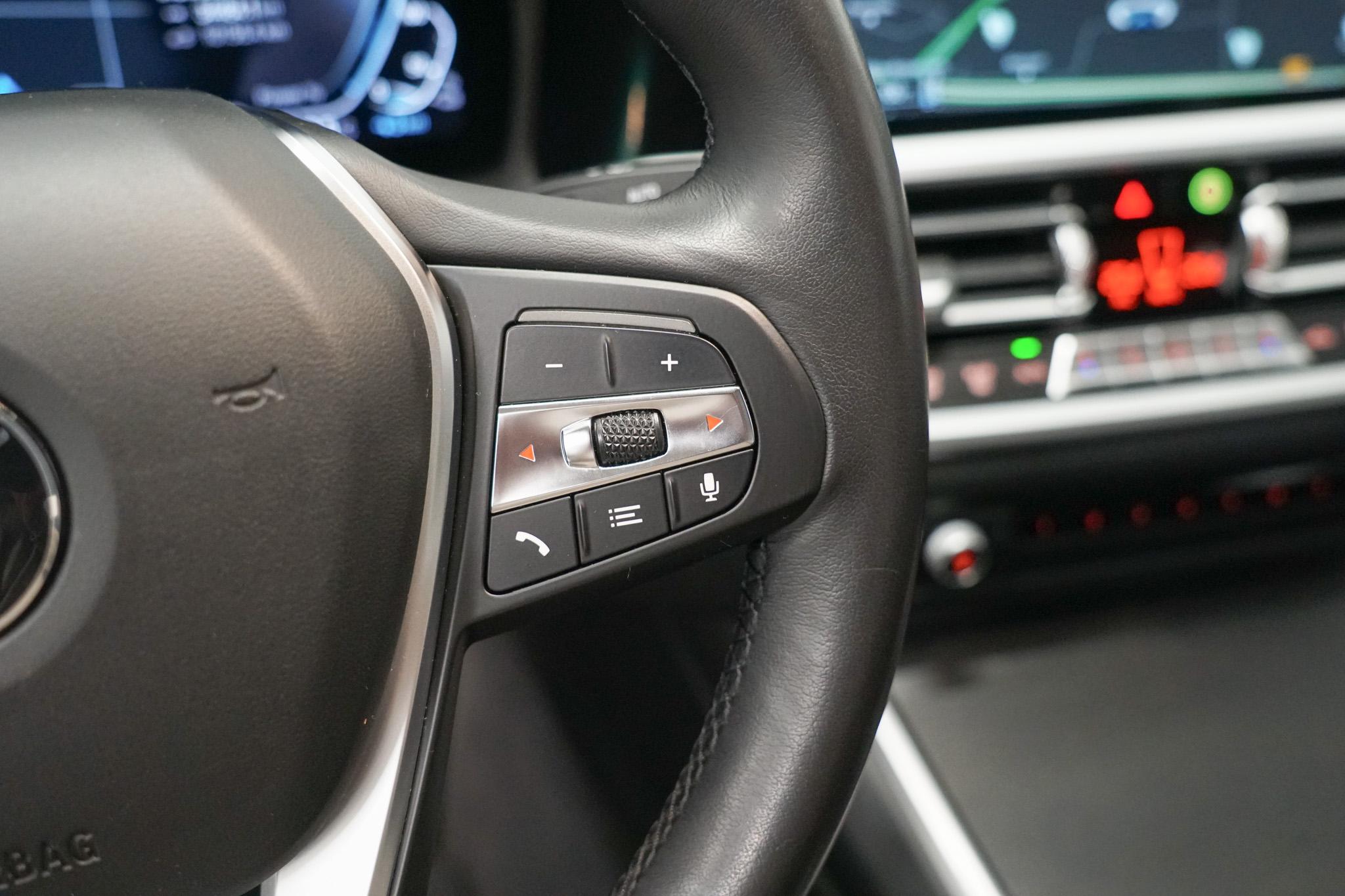 Foto van BMW 330e