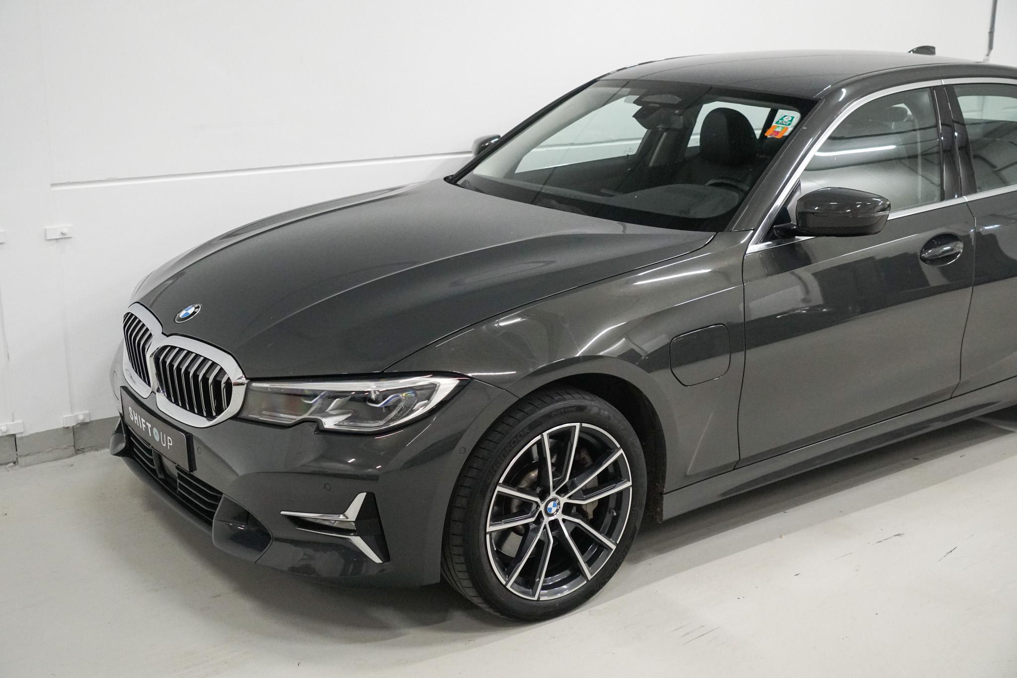 Foto van BMW 330e