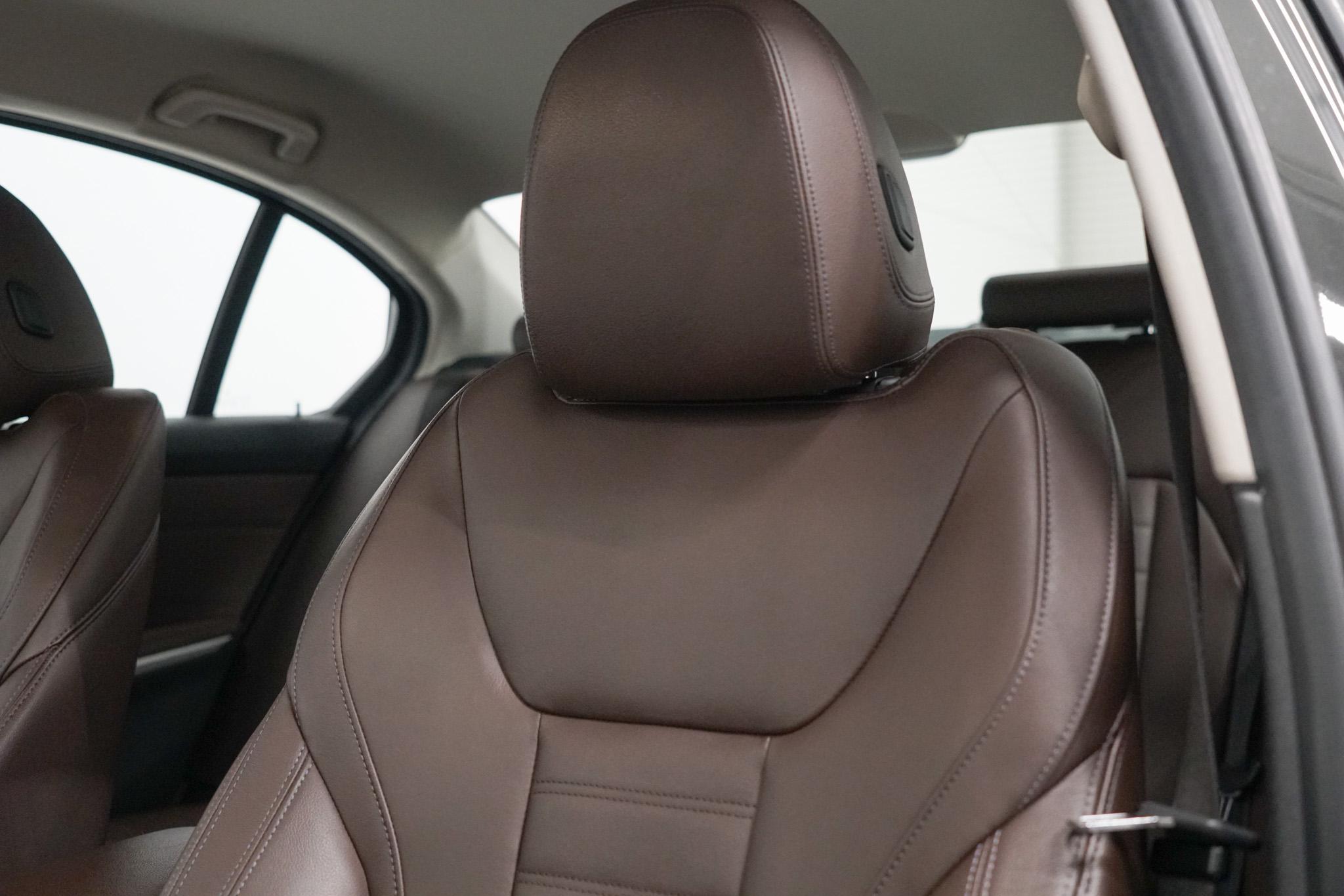 Foto van BMW 330e