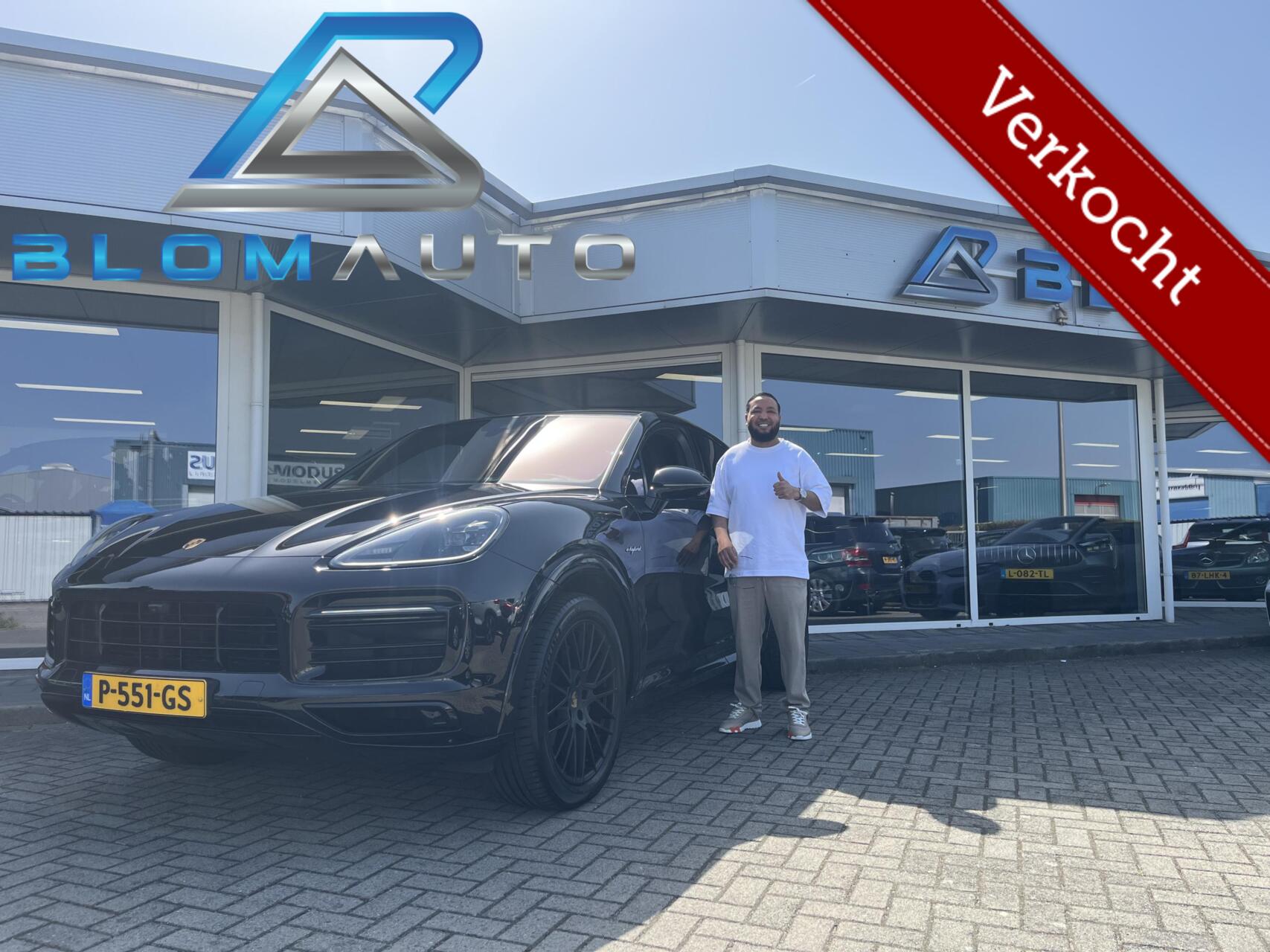 Foto van PORSCHE CAYENNE E-HYBRID