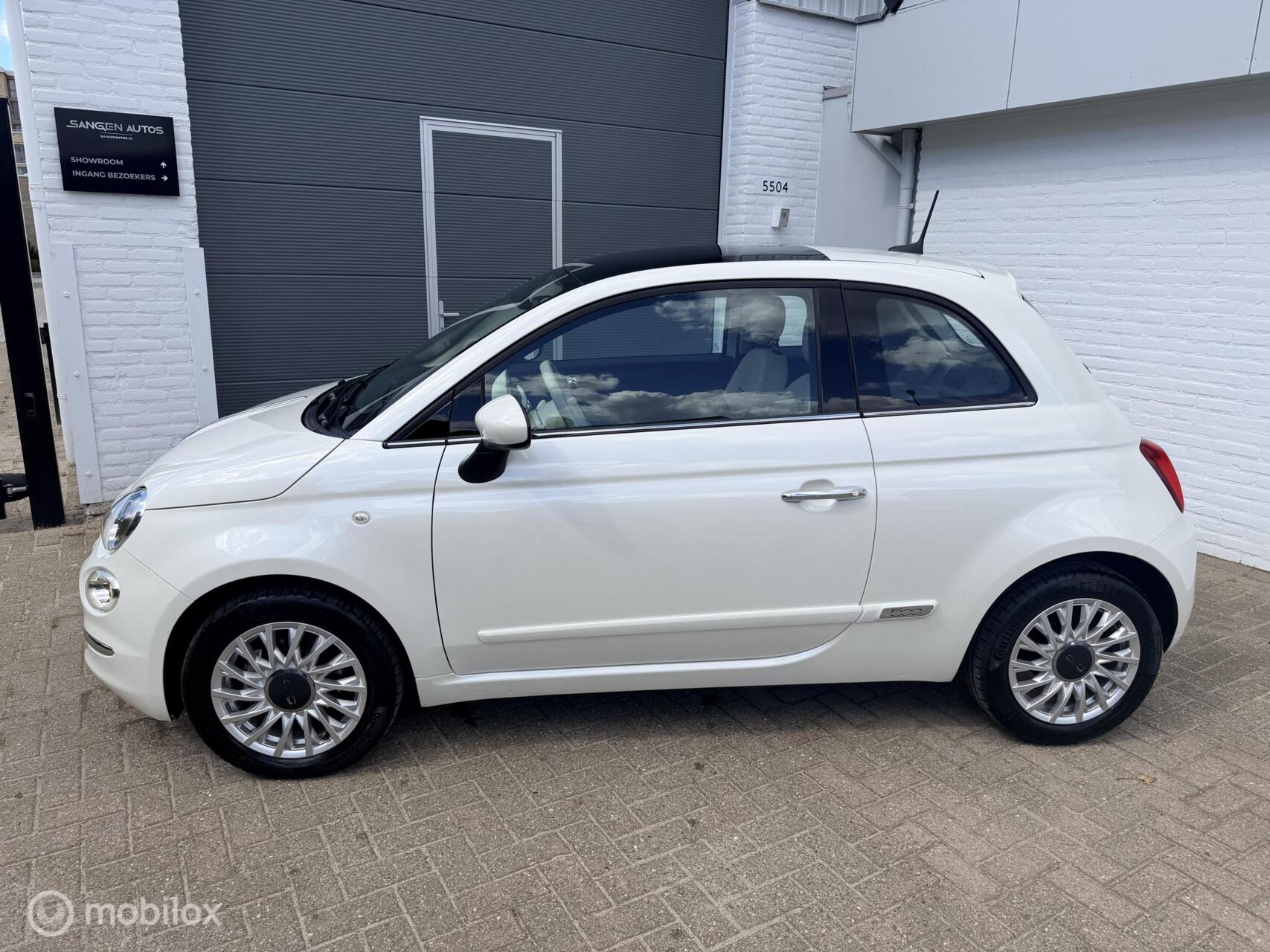 Fiat Fiat 500 1.2 Lounge Automaat Pano 27616km 2016 - voorkant