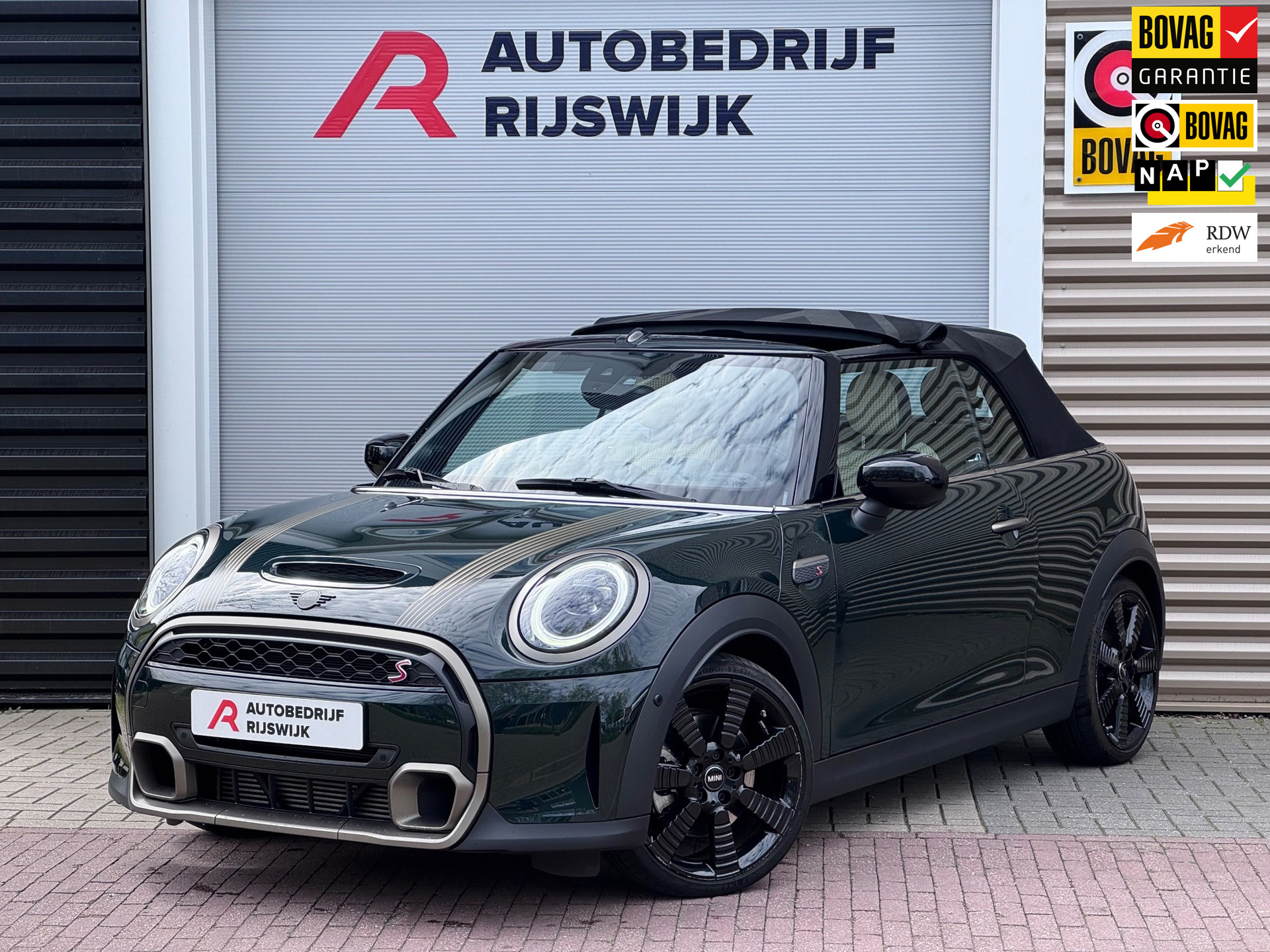Foto van MINI COOPER S