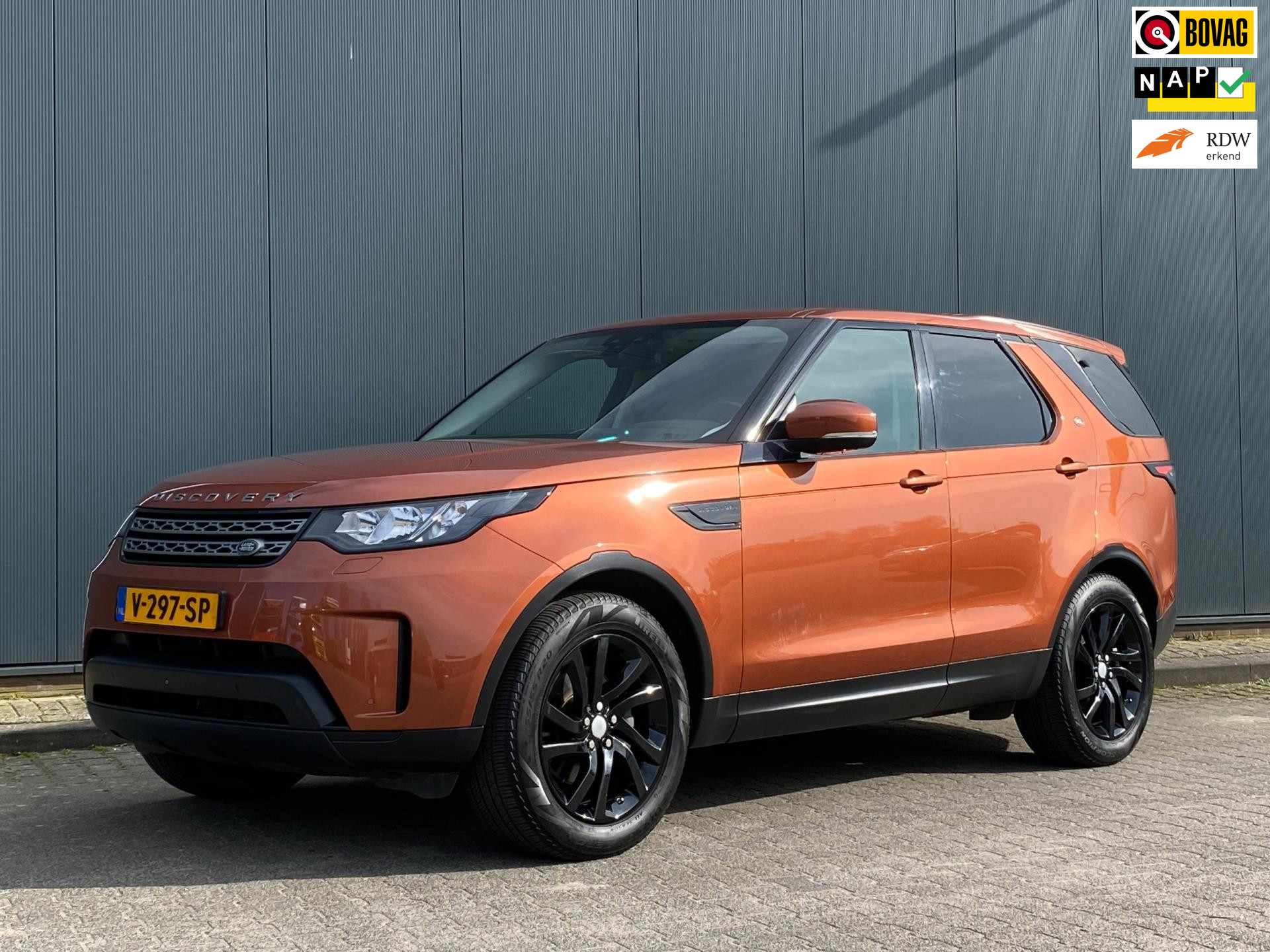 Foto van LAND ROVER DISCOVERY