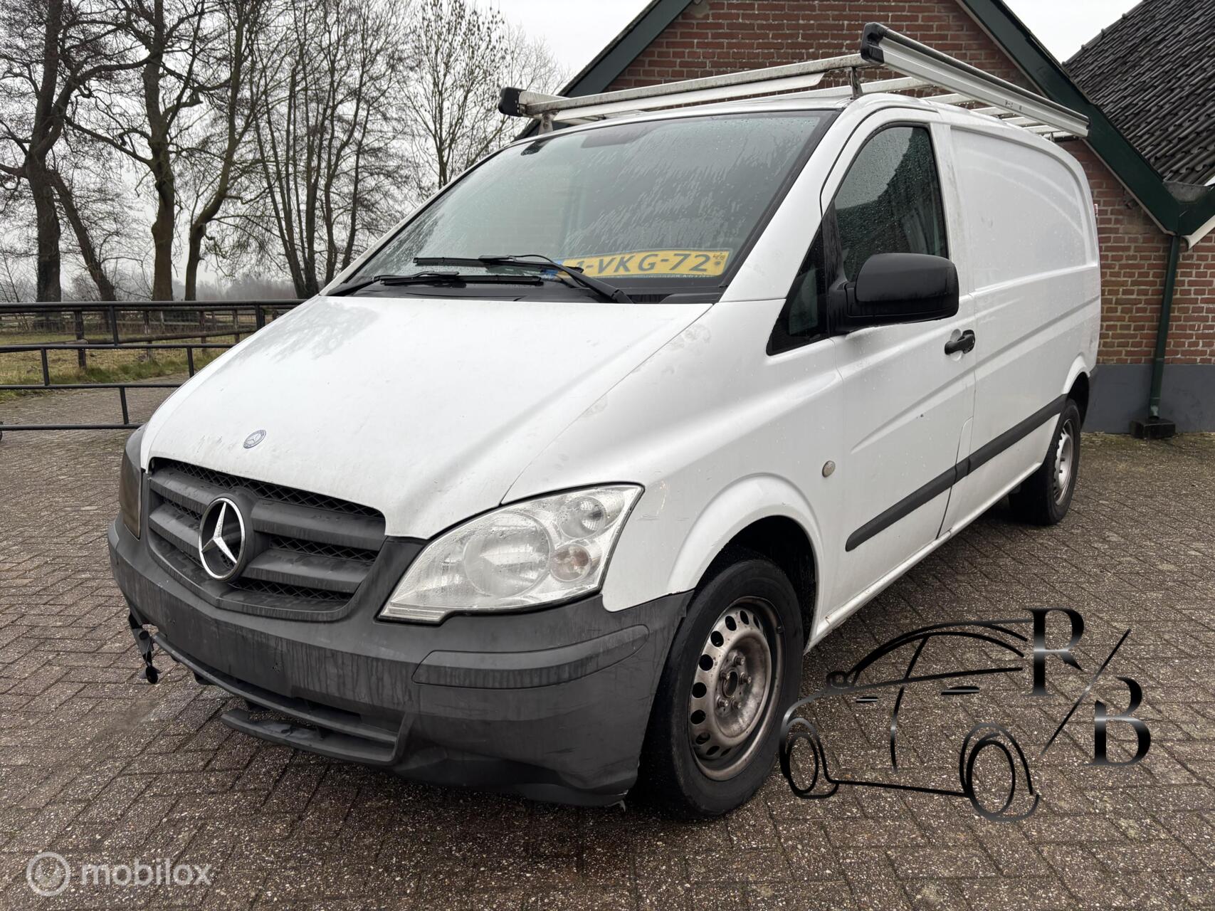 Mercedes-Benz Vito 113 CDI 320 AUTOMAAT  AIRCO 2010 - voorkant
