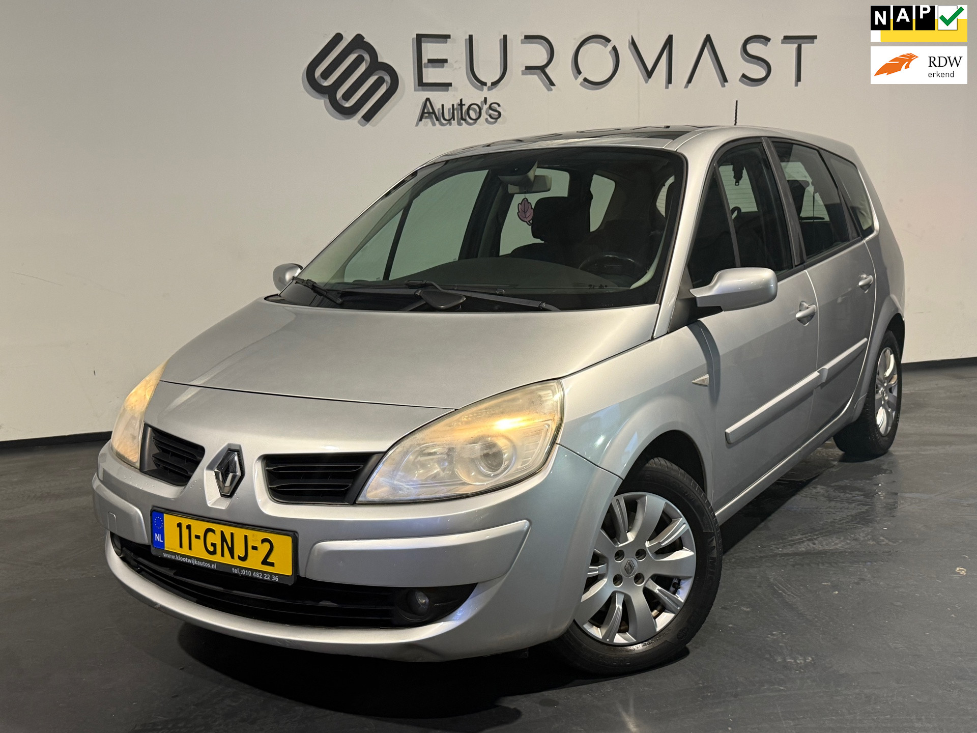 Foto van RENAULT MEGANE SCENIC
