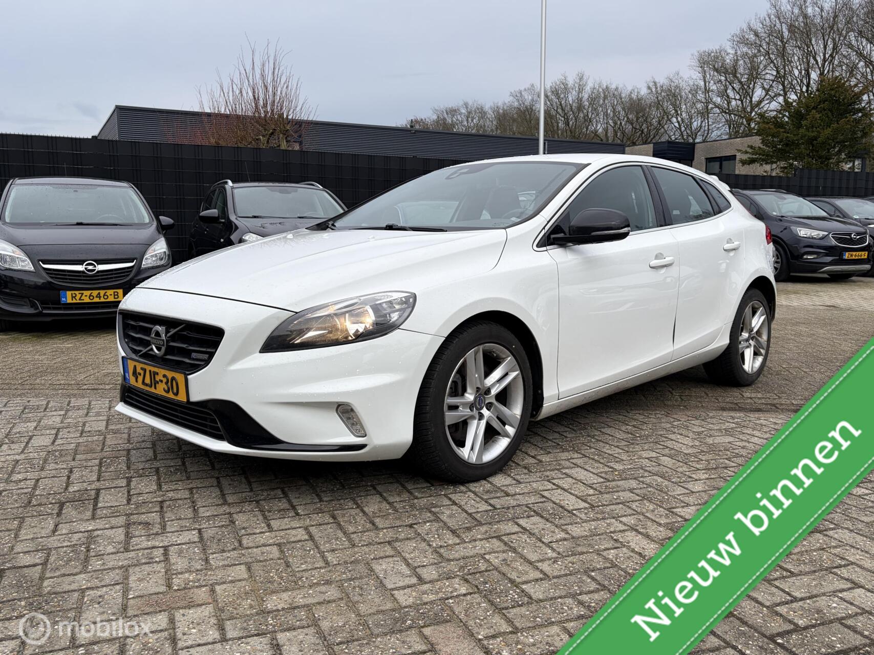 Foto van VOLVO V40