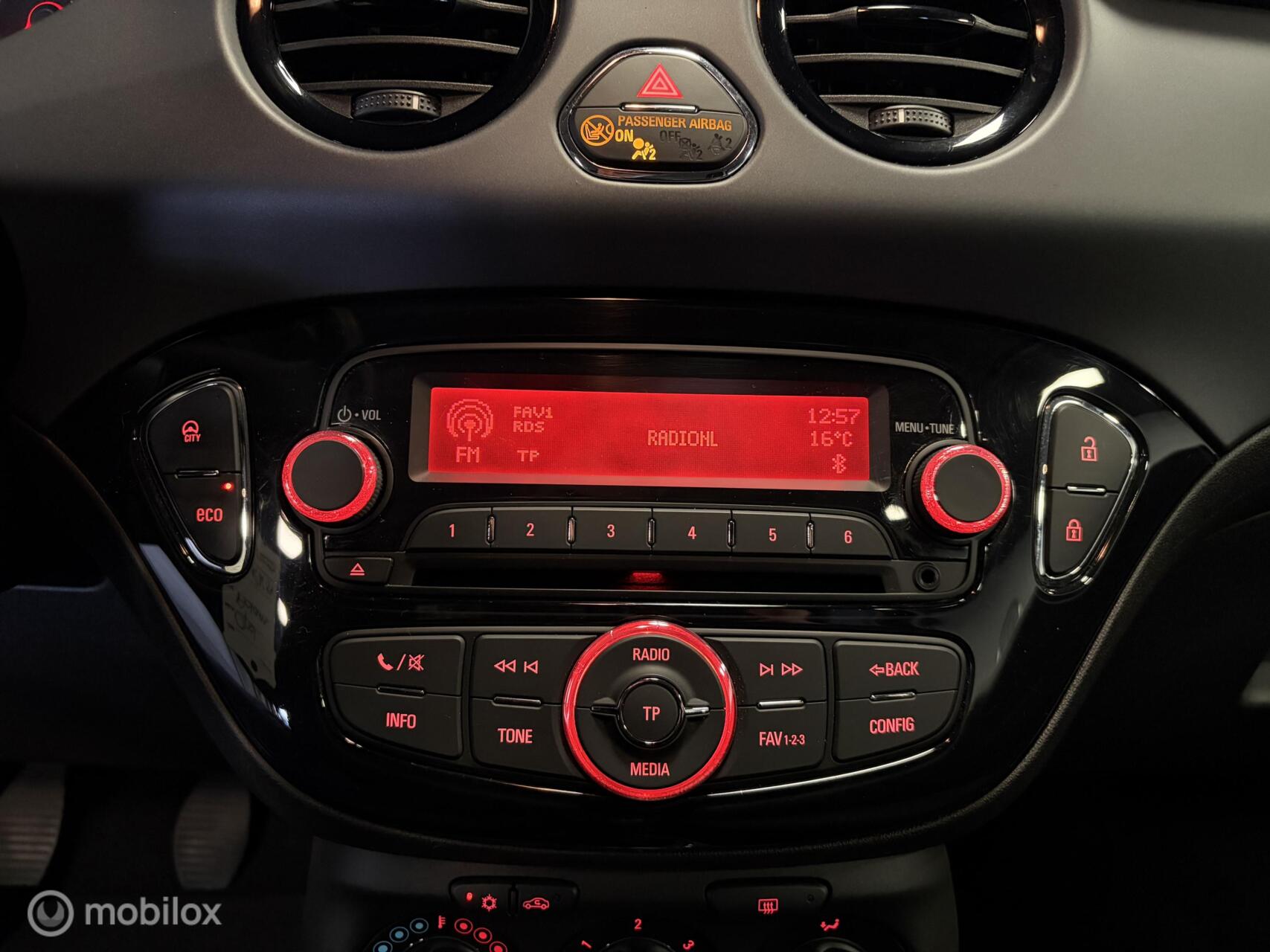 Foto van Opel Adam