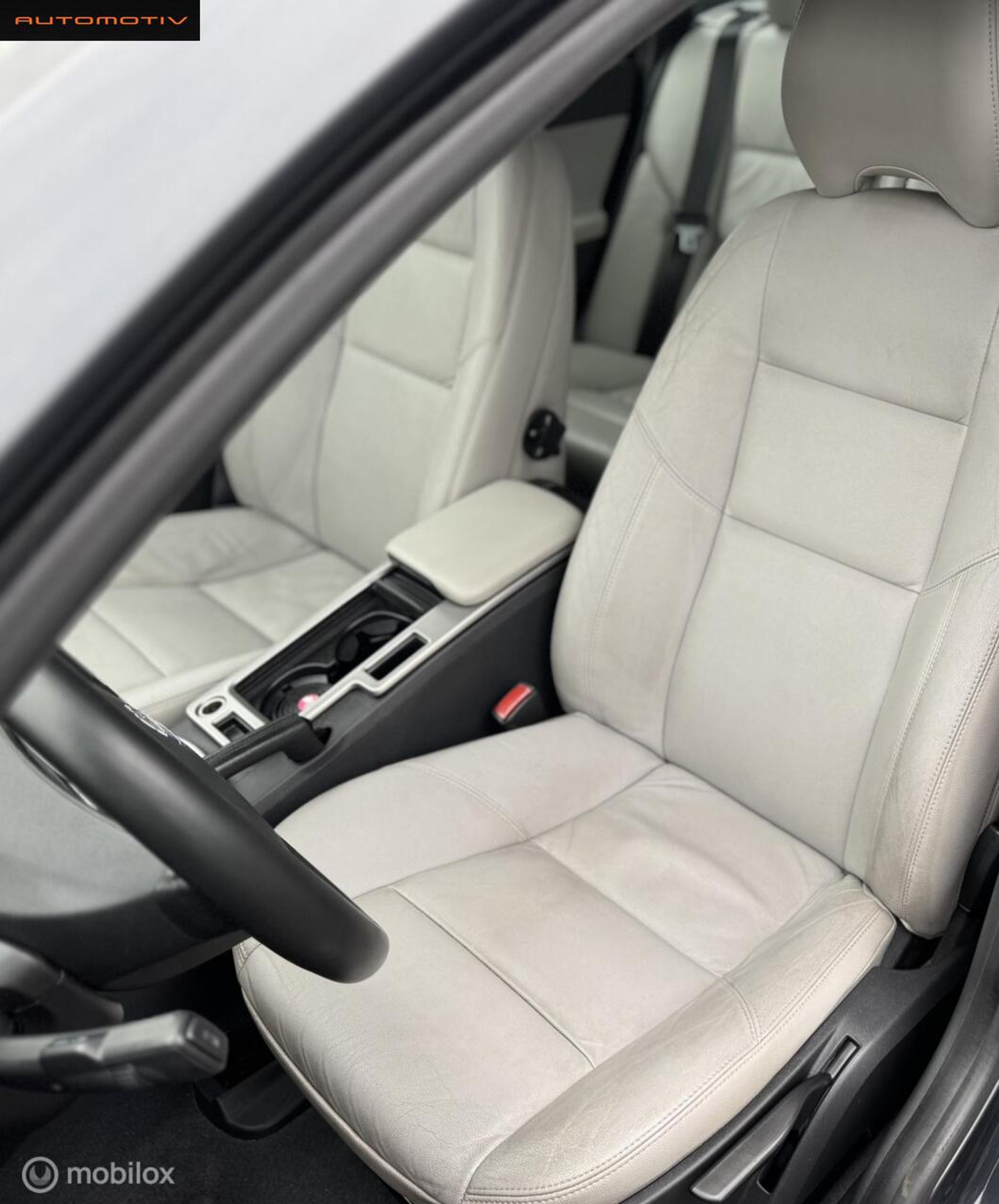 Foto van Volvo V50
