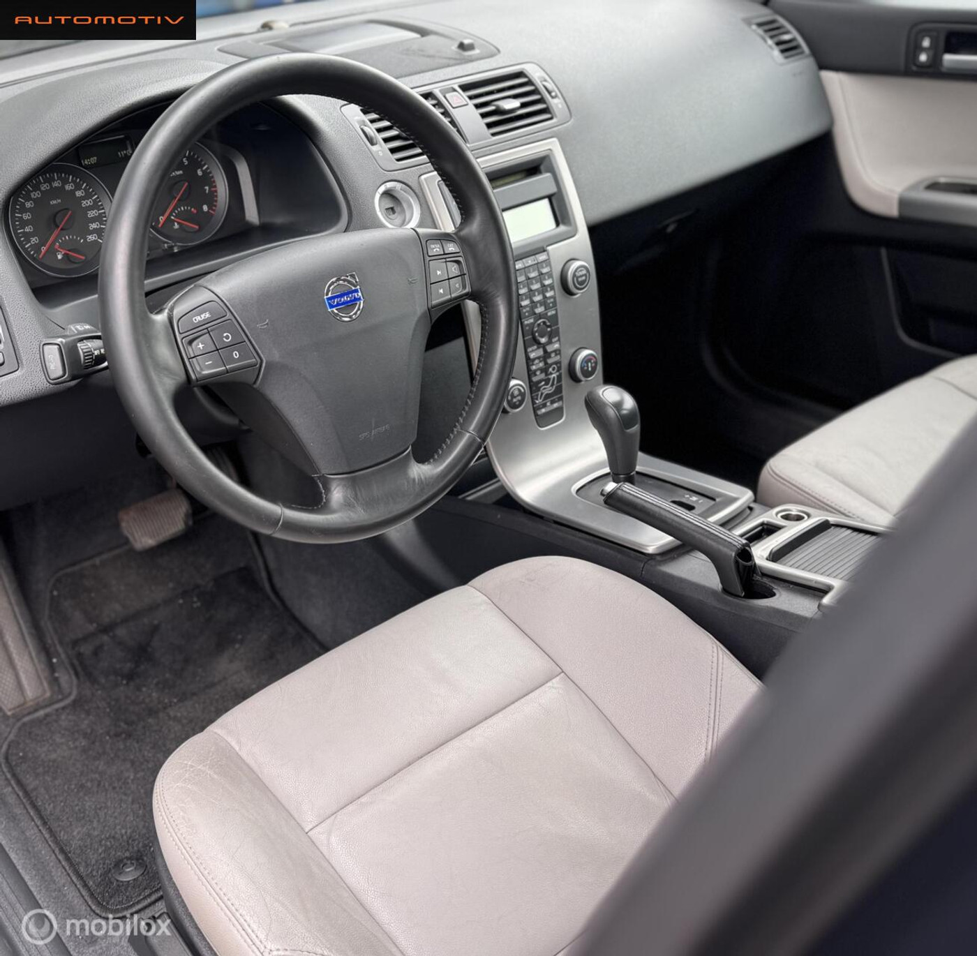 Foto van Volvo V50