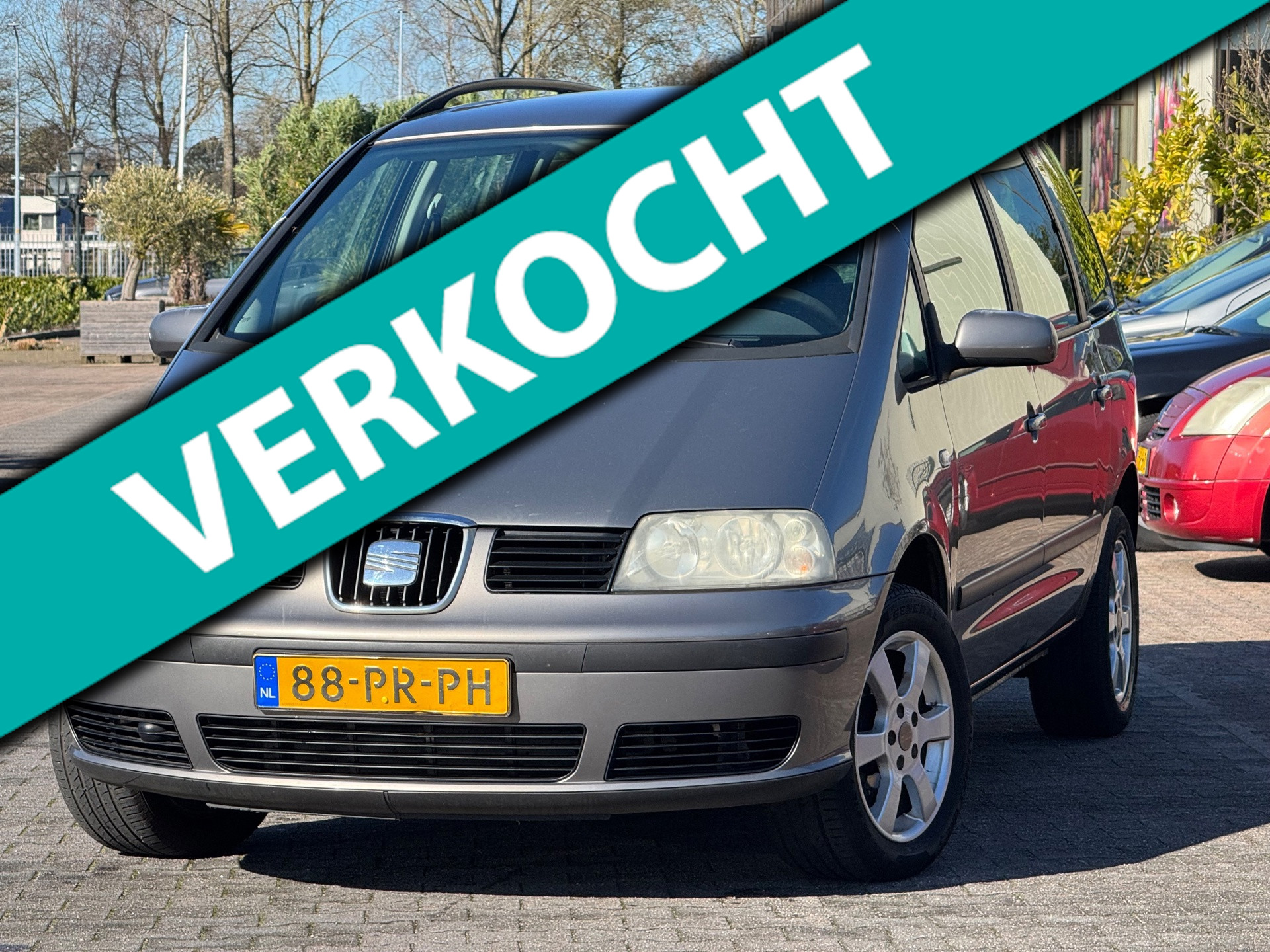 Seat Alhambra 2.0 Reference | 7 Persoons | Automaat | Climate control | Trekhaak | Cruise control | Elektrische ramen en spiegels 2004 - voorkant