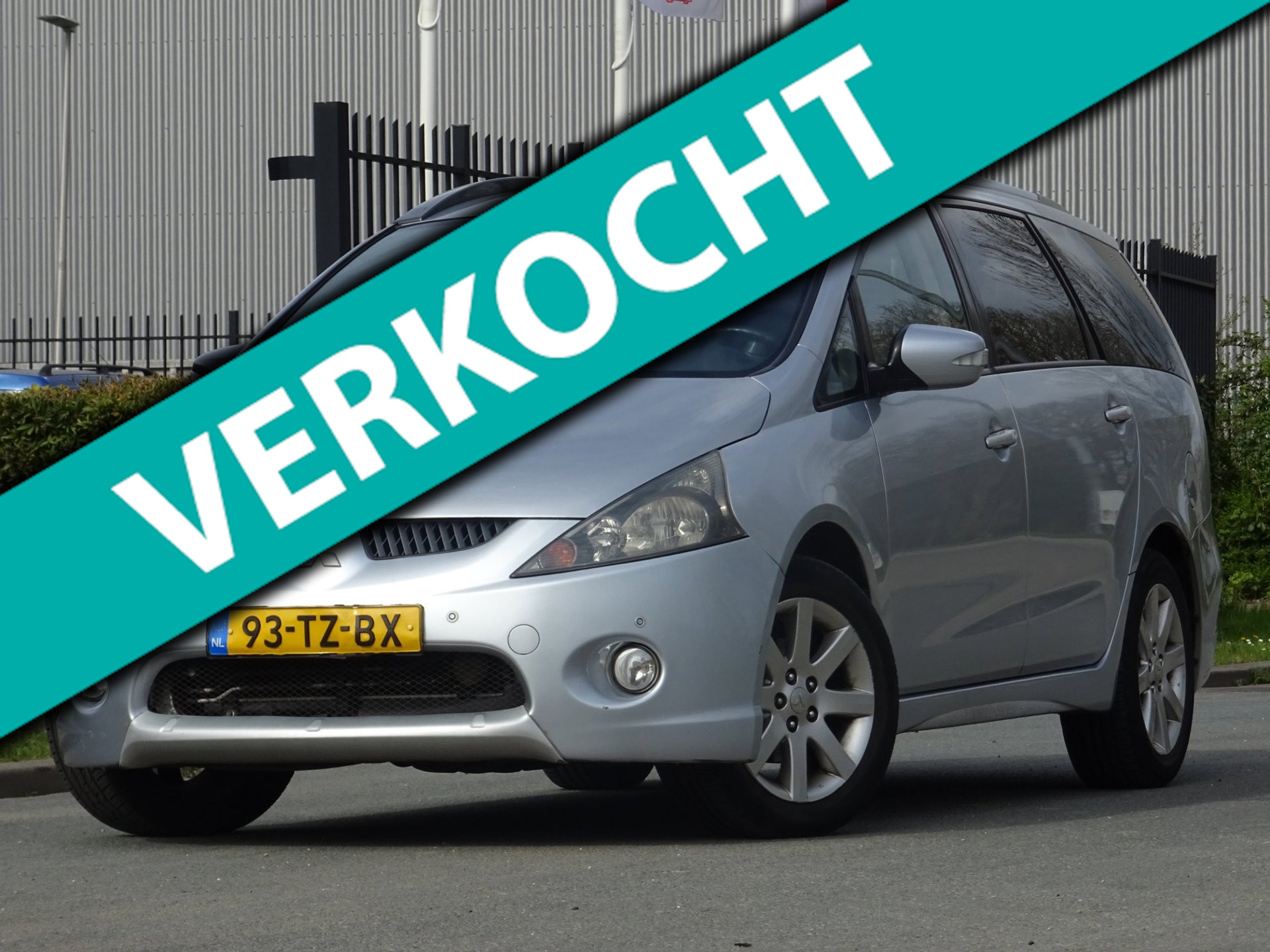 Foto van MITSUBISHI MITSUBISHI GRANDIS