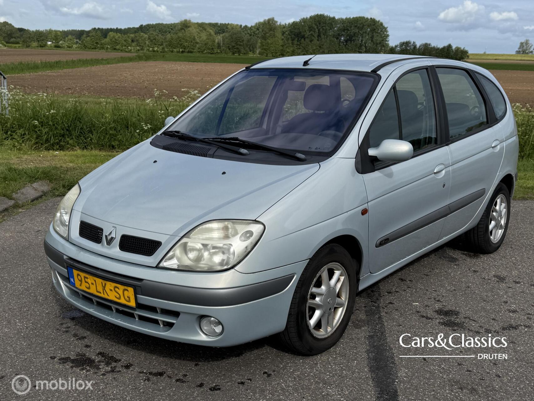 Foto van RENAULT MEGANE SCENIC
