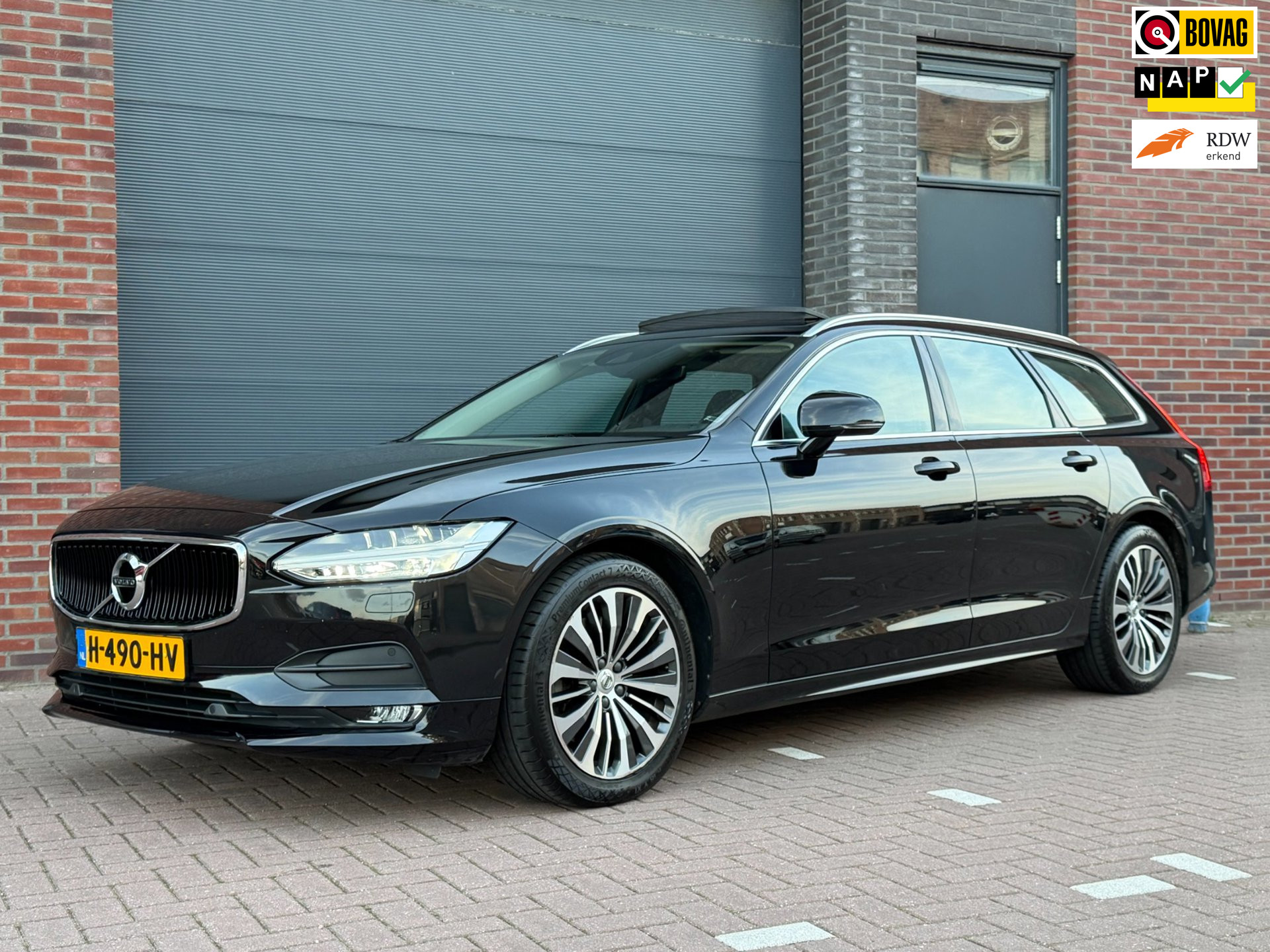Foto van VOLVO V90