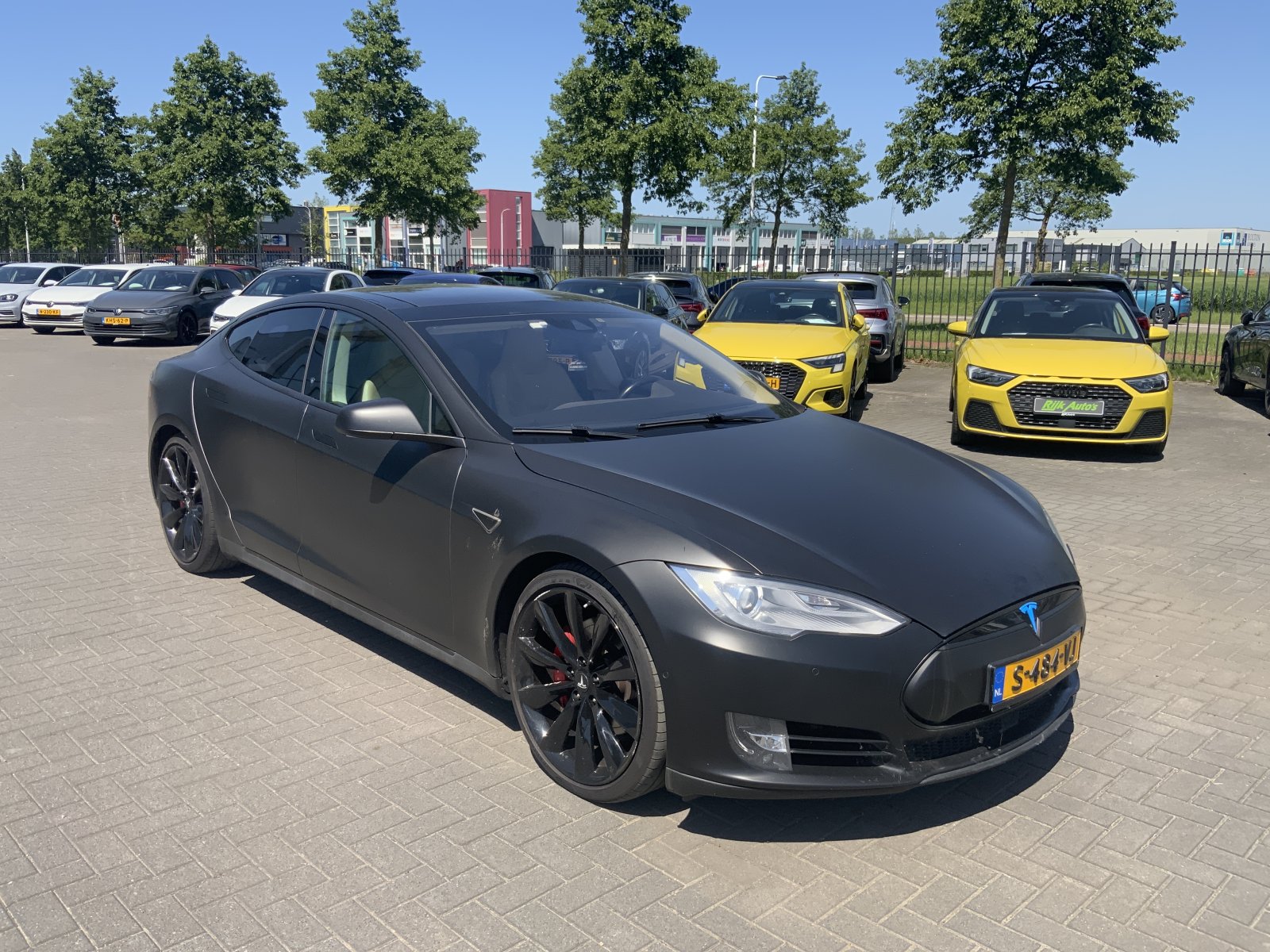 Inspectiefoto van Tesla Model S