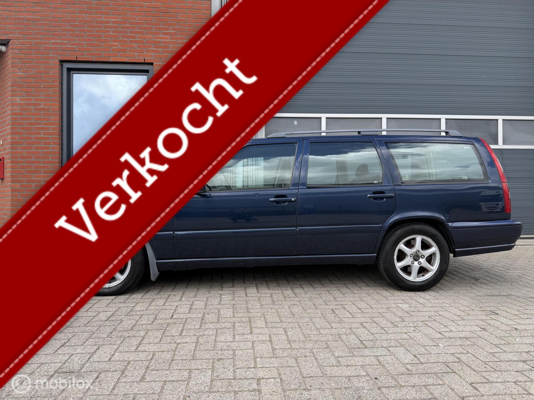 Volvo V70 2.4 170pk Automaat Europa - geïnt. kinderzitjes - 2000 - voorkant