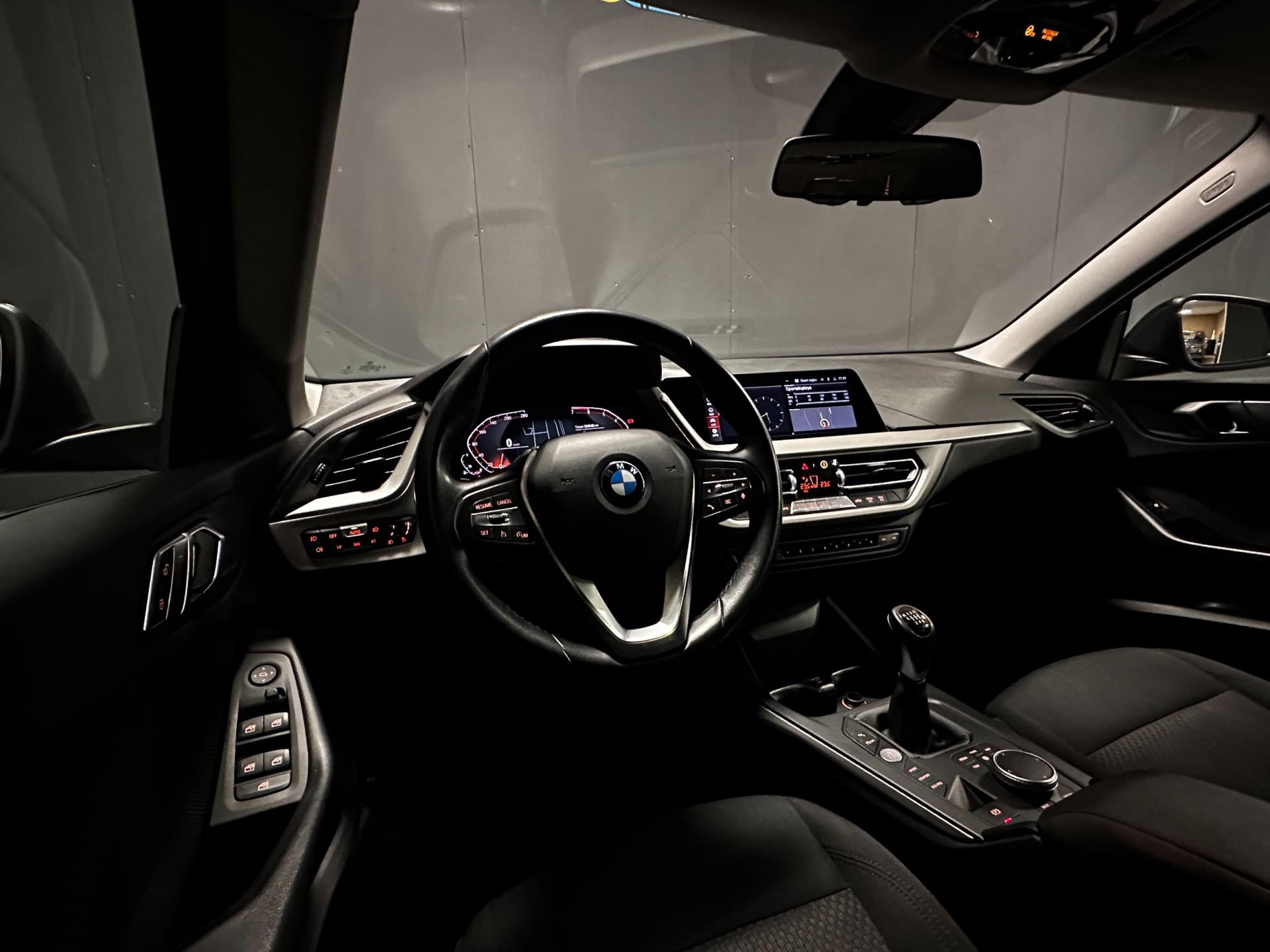 Foto van BMW 218i