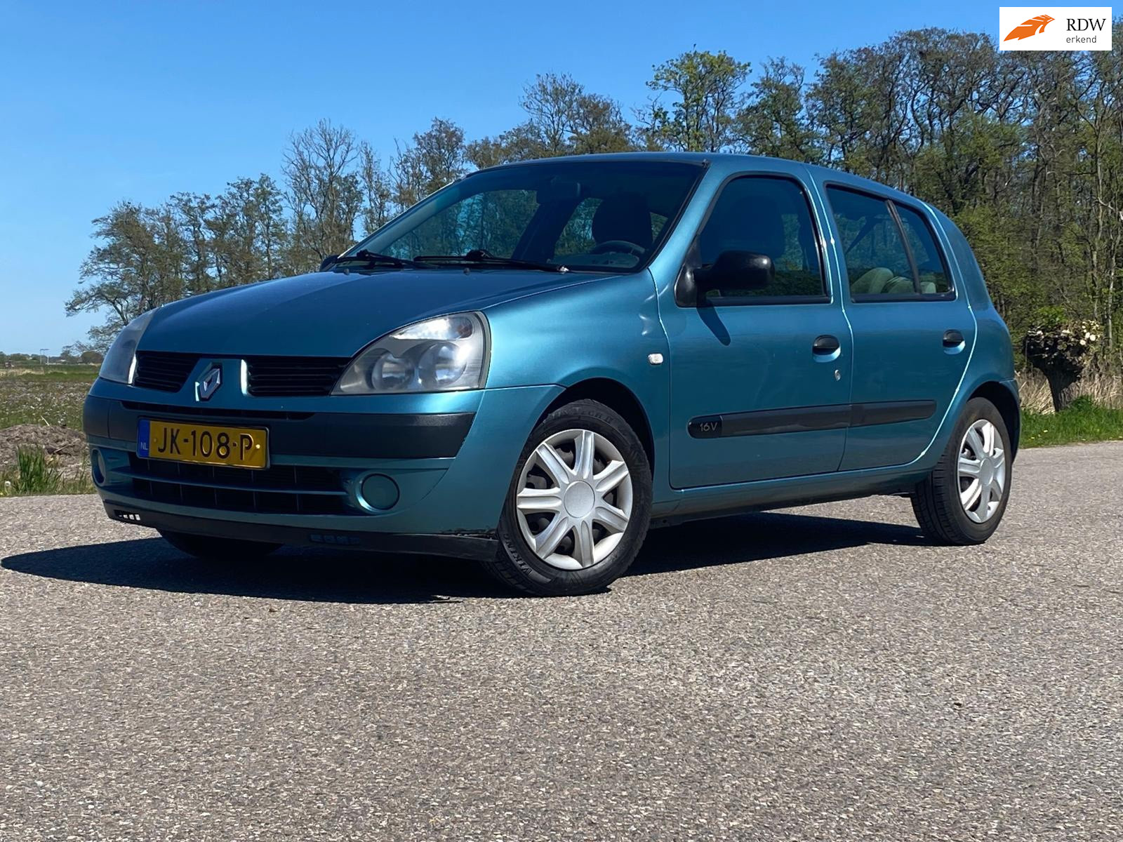 Renault Clio 1.2-16V Campus 5DRS Airco Nieuwe APK Goed Onderhouden 2006 - voorkant