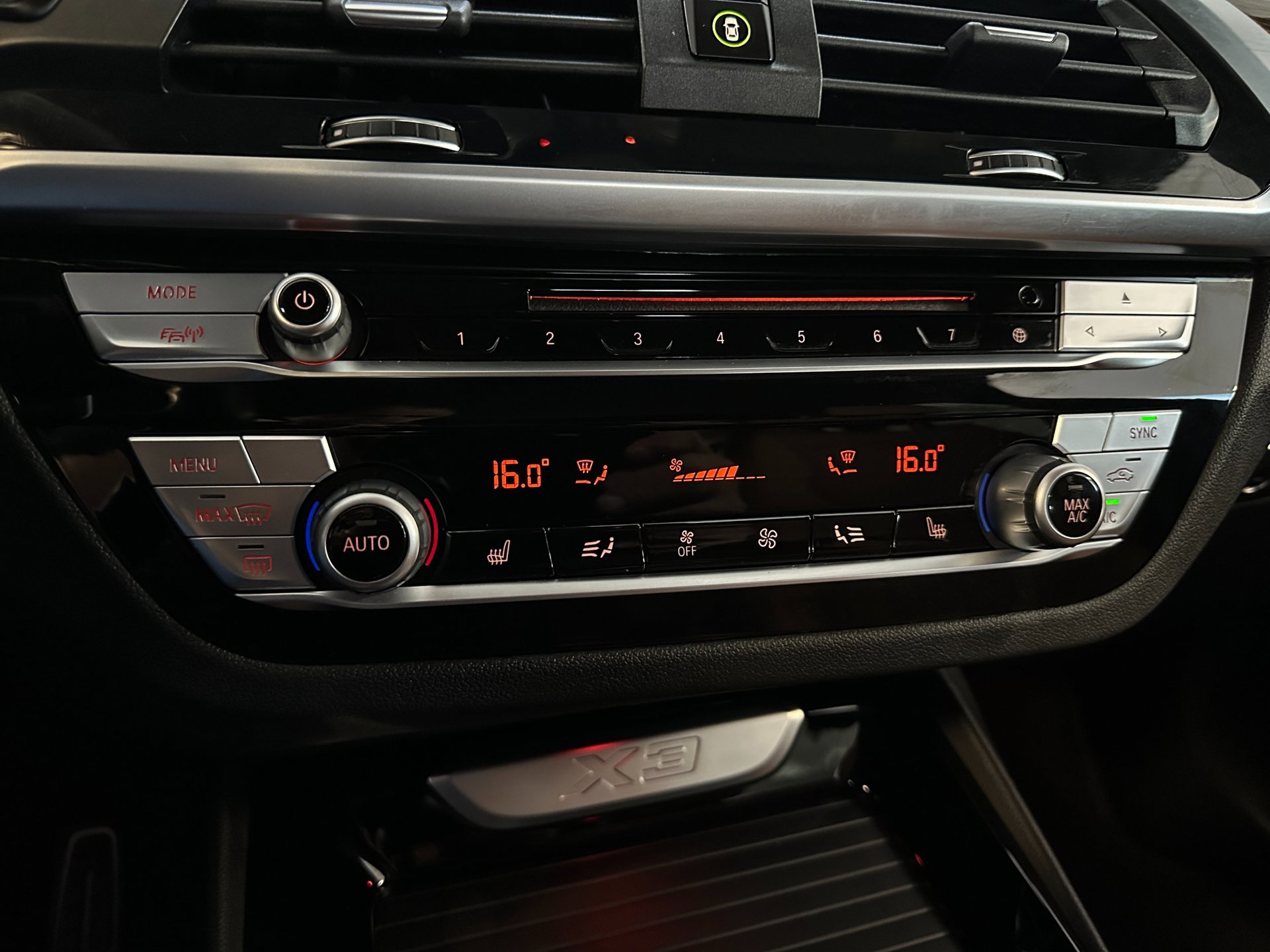 Foto van BMW X3 Xdrive30i