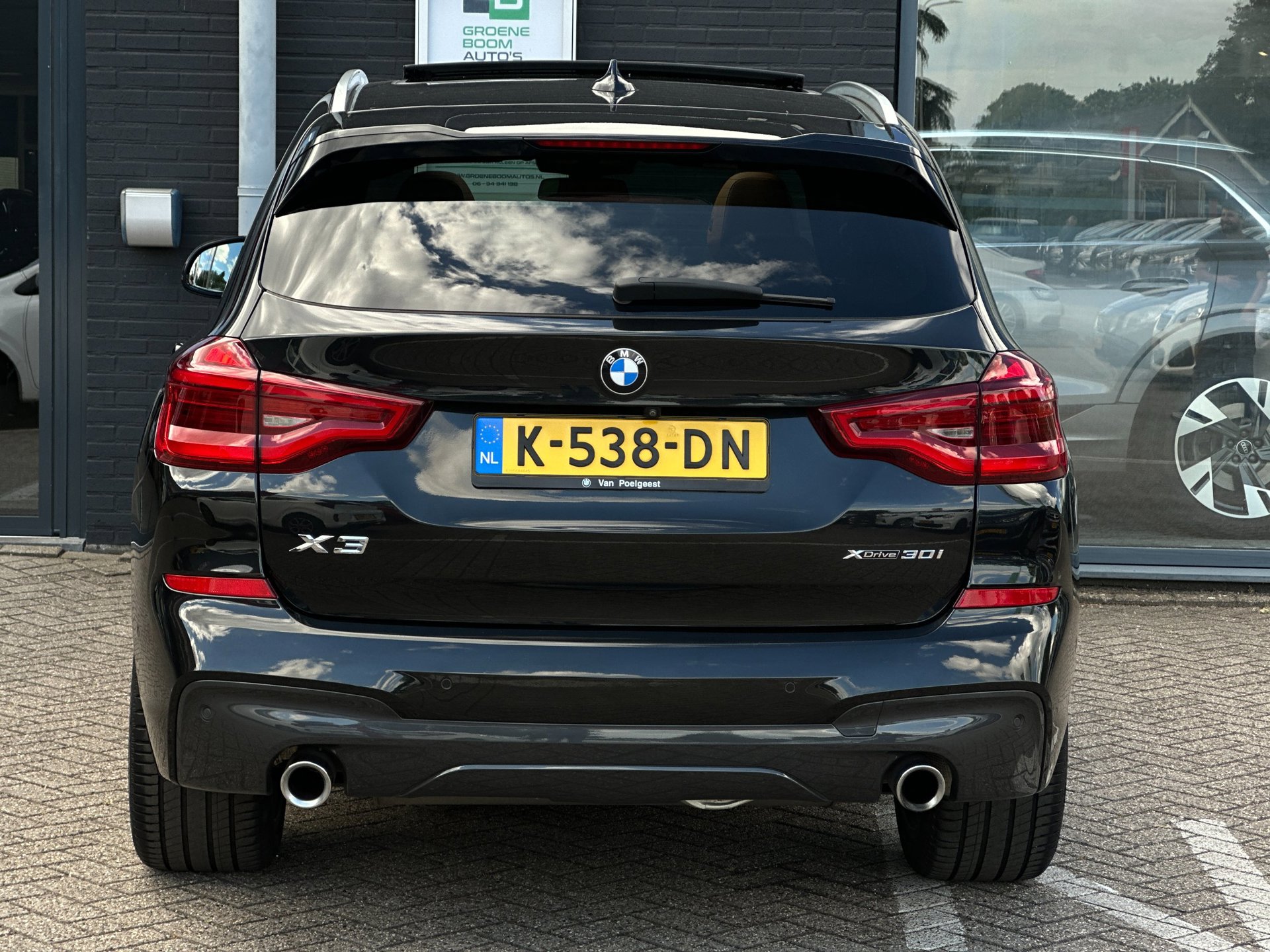 Foto van BMW X3 Xdrive30i