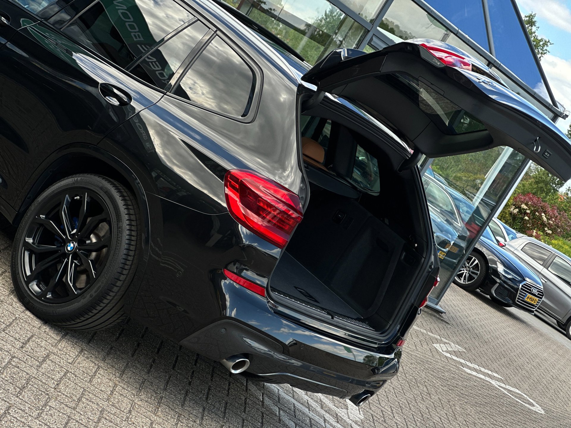 Foto van BMW X3 Xdrive30i