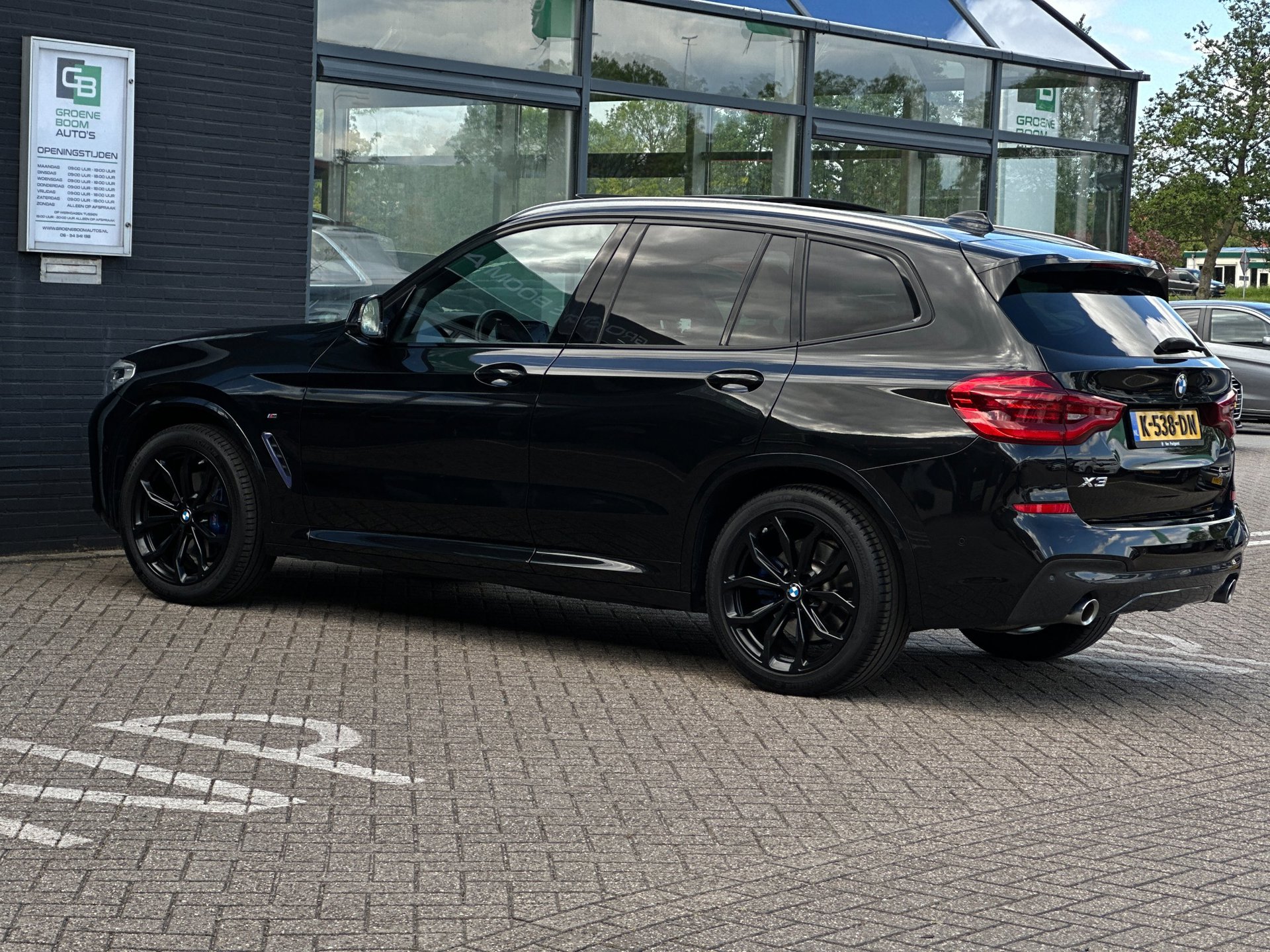 Foto van BMW X3 Xdrive30i