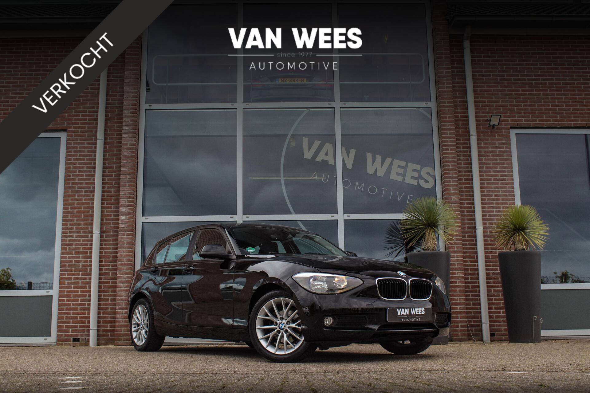 BMW 1er Reihe 116i Business | Sportstuur | Stoelverwarming | Bluetooth | Radio Professional | Zichtpakket | PDC | Middenarmsteun | Regensensor | Mistlampen | 17 inch 2011 - voorkant